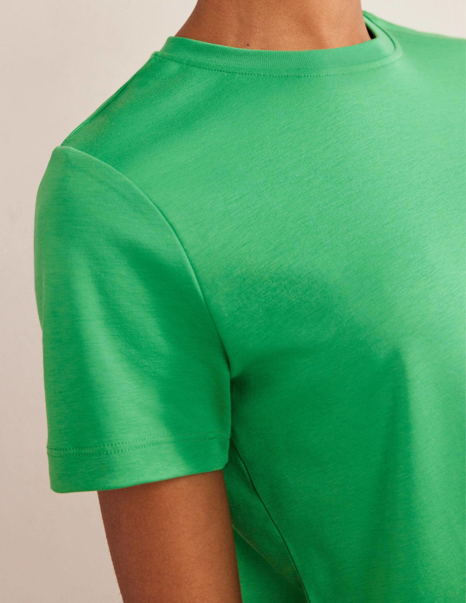 Perfect Cotton T-Shirt-Green Bee-2