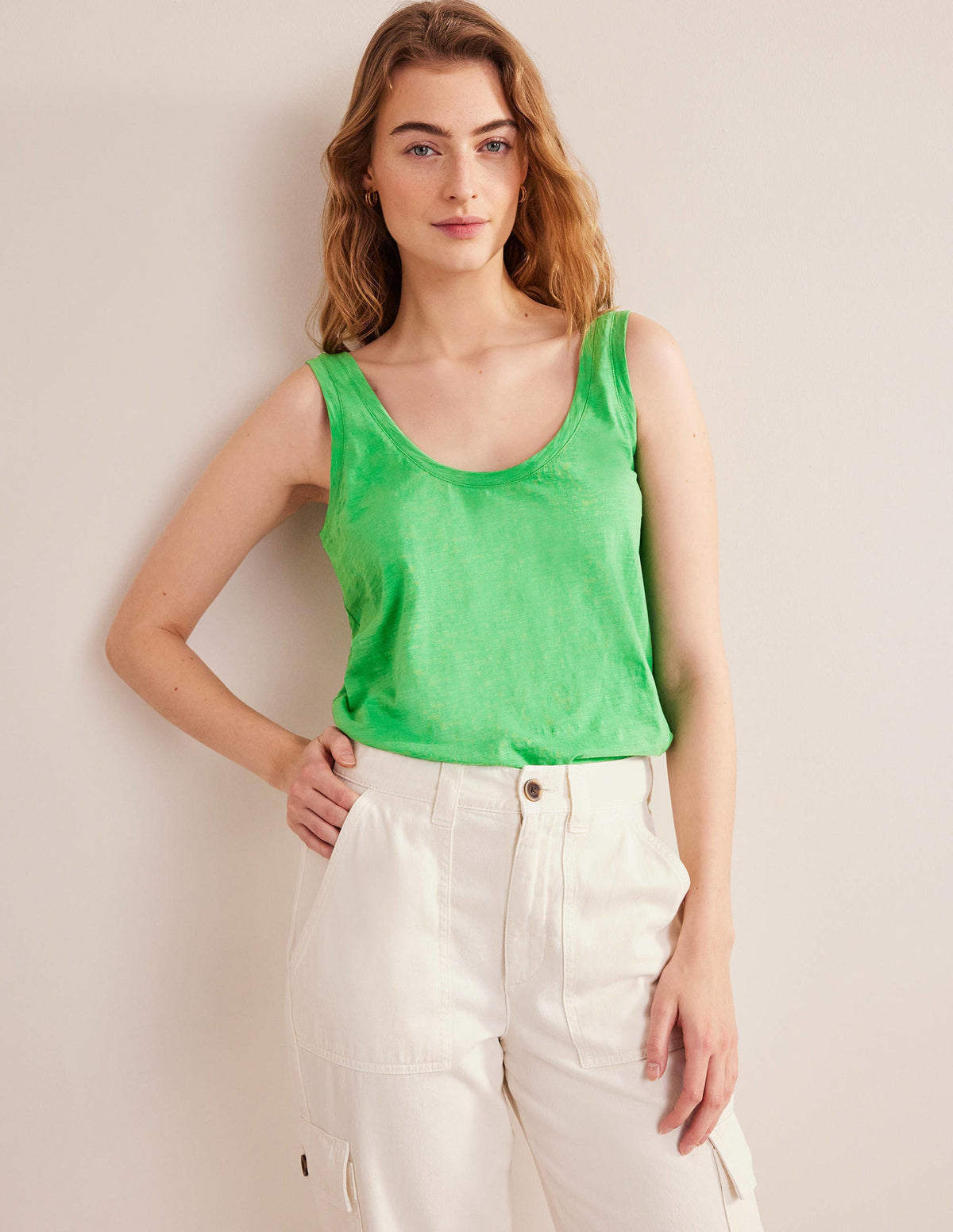Relaxed Scoop Neck Vest-Green Bee - Image 4