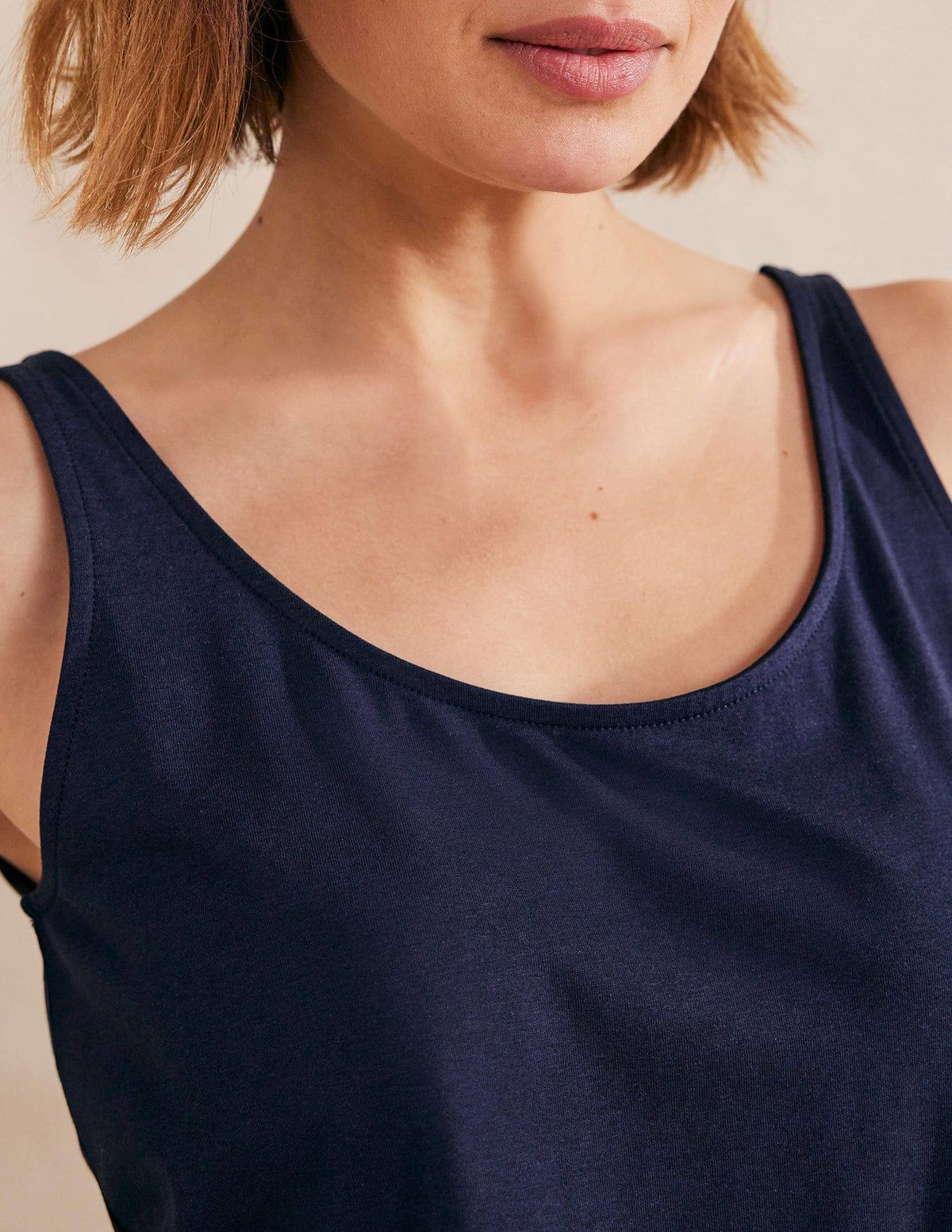 Open Back Tank Top-Navy - Image 2