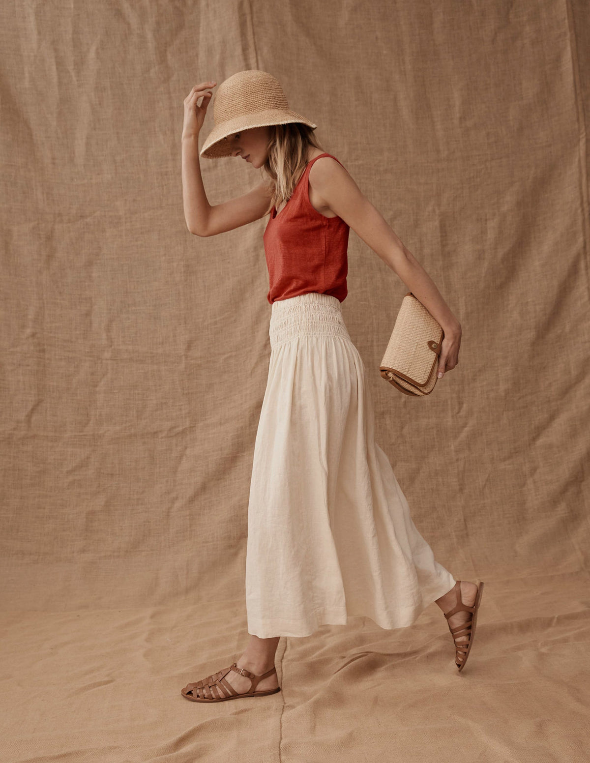 Scoop Neck Linen Tank Top-Tomato - Image 6