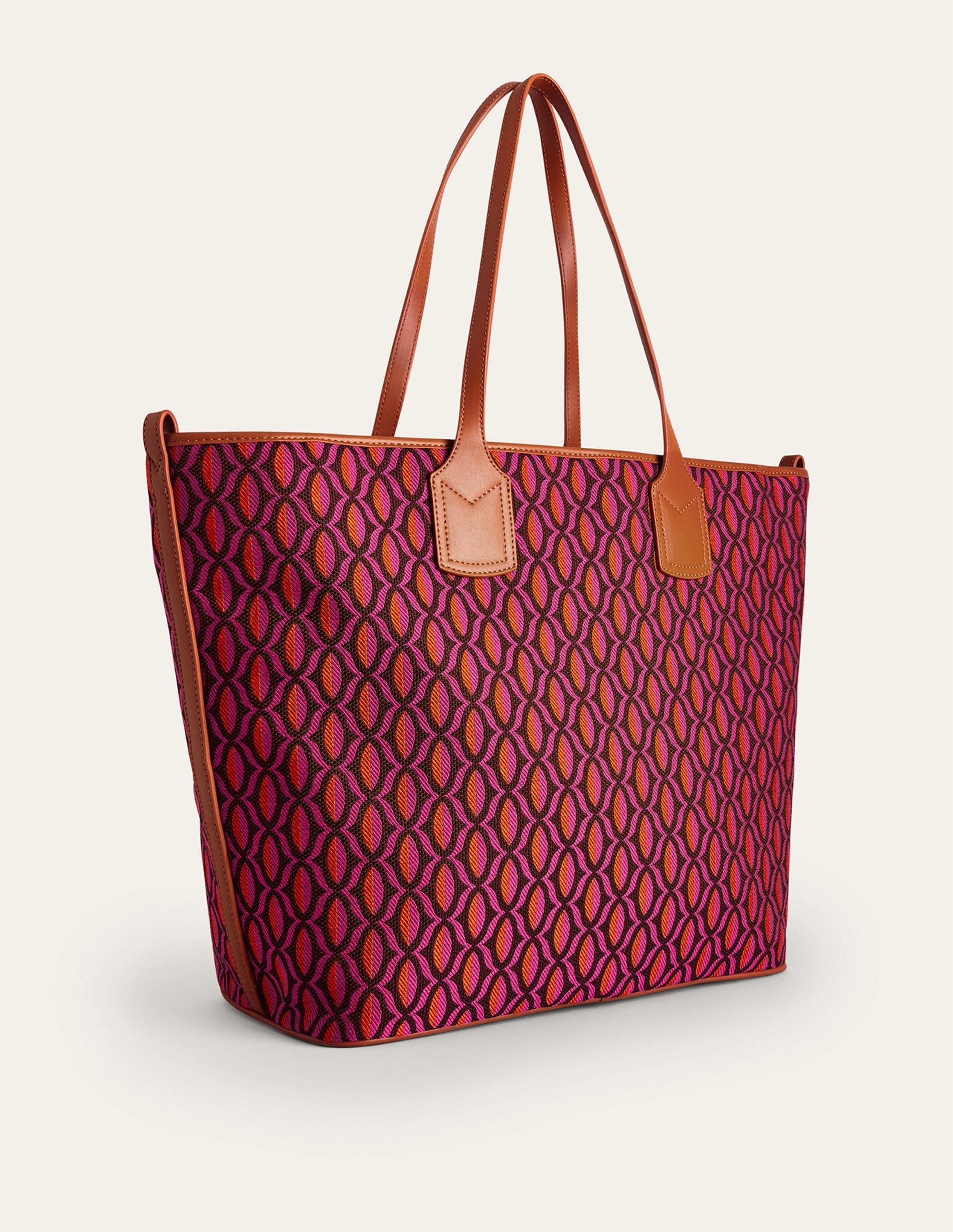 Trapeze Tote Bag-Red Geo - Image 3