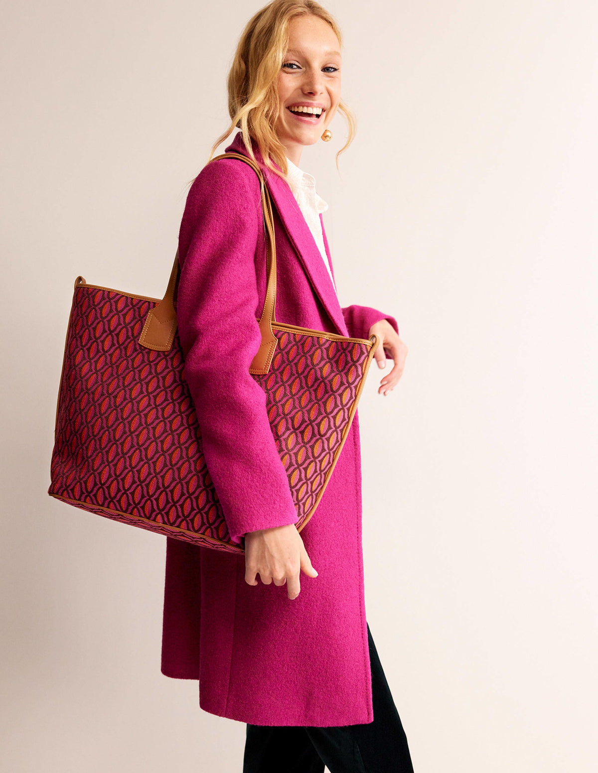 Trapeze Tote Bag-Red Geo-1