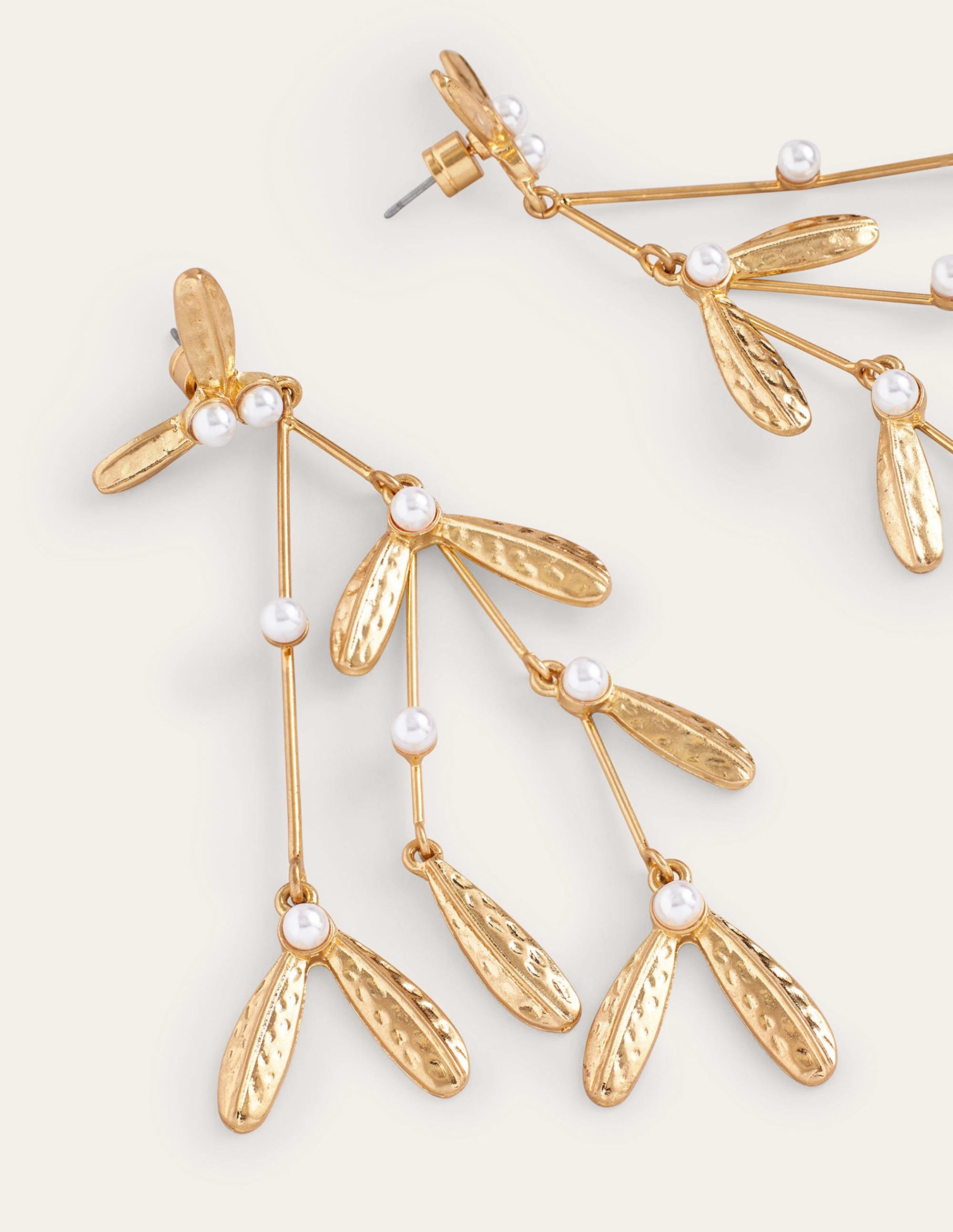 Festive Stamp Earrings-Mistletoe - Image 3