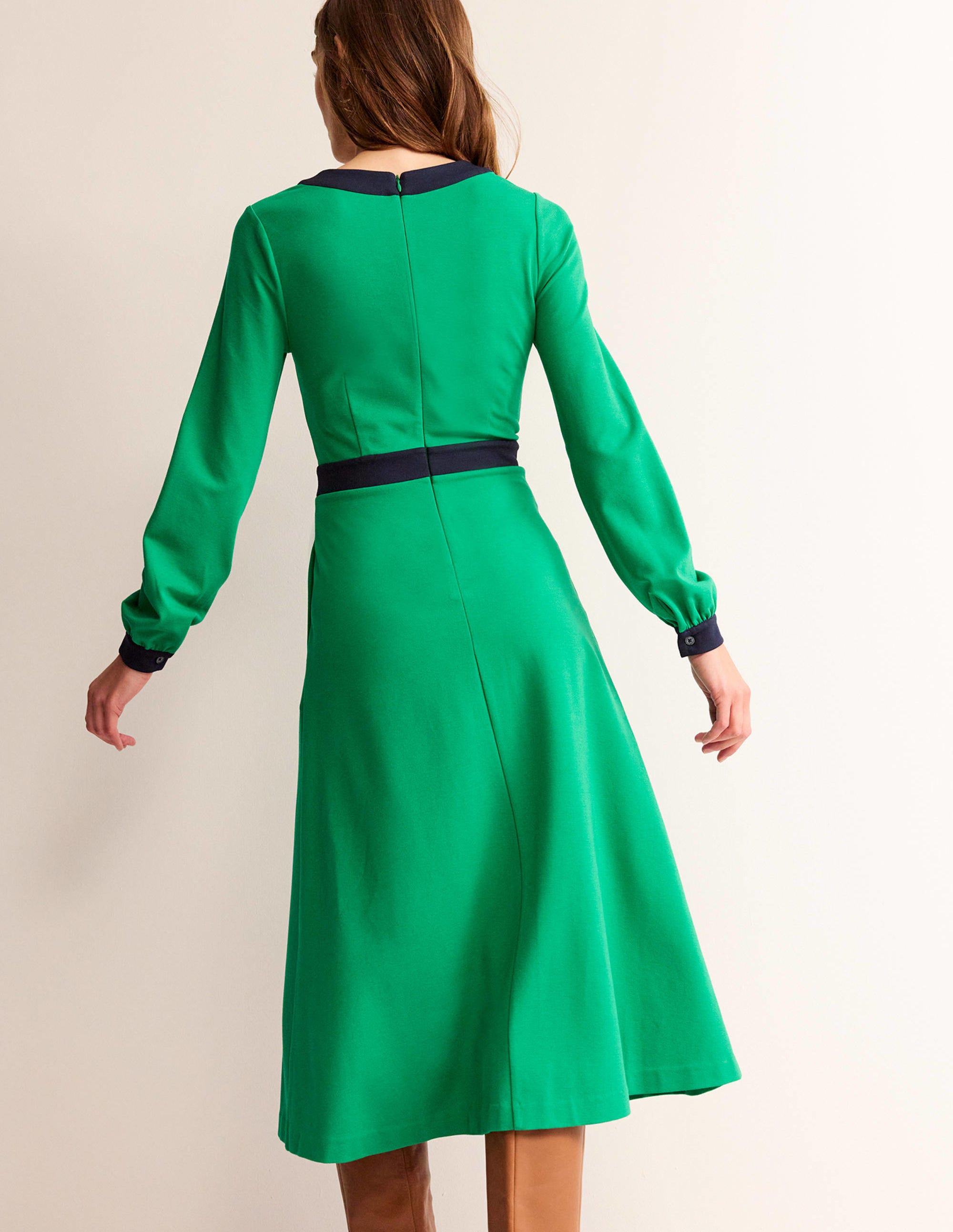 Colour Block V-Neck Midi Dress-Green and Navy - Image 4