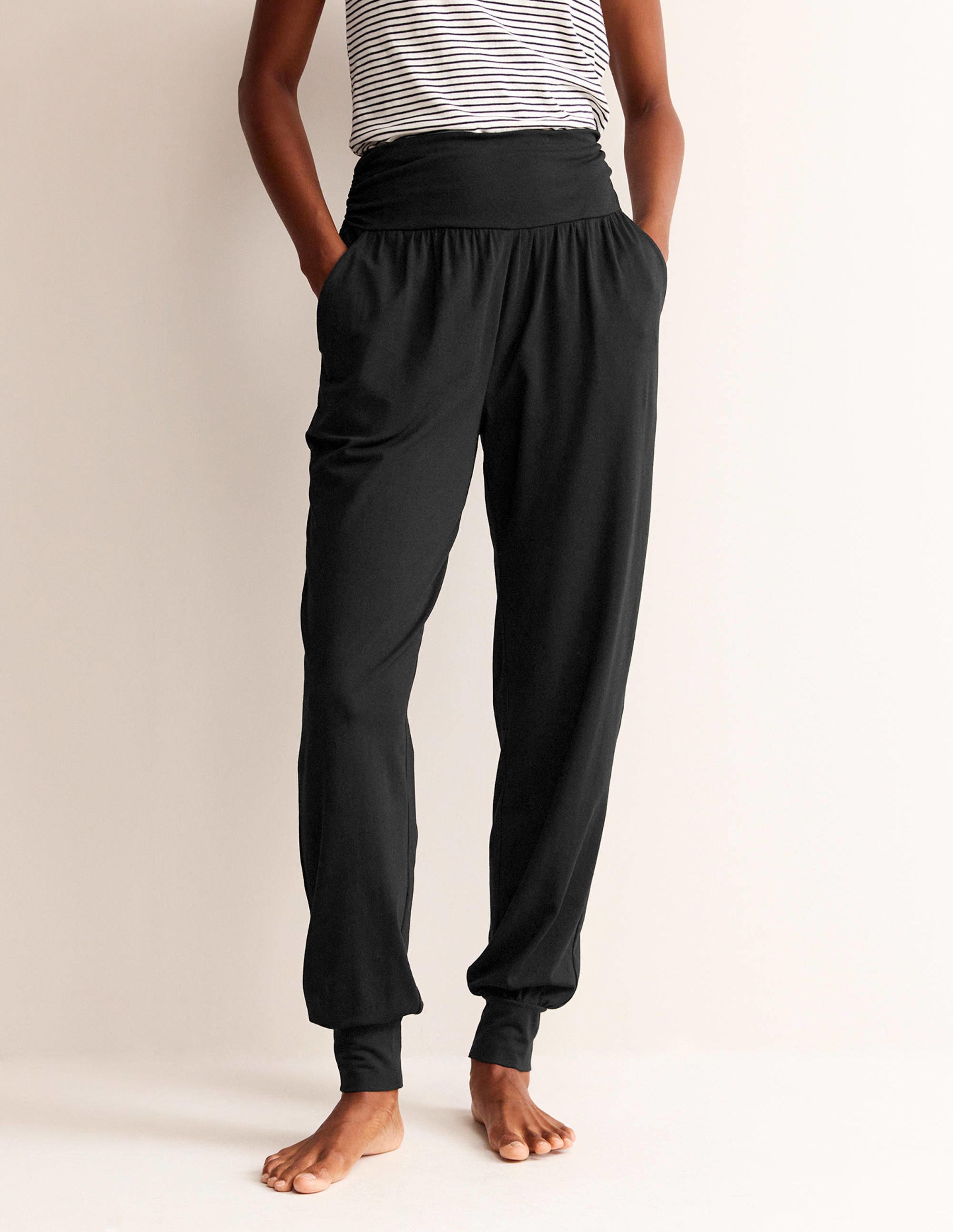 Hareem Jersey Joggers-Black - Image 4
