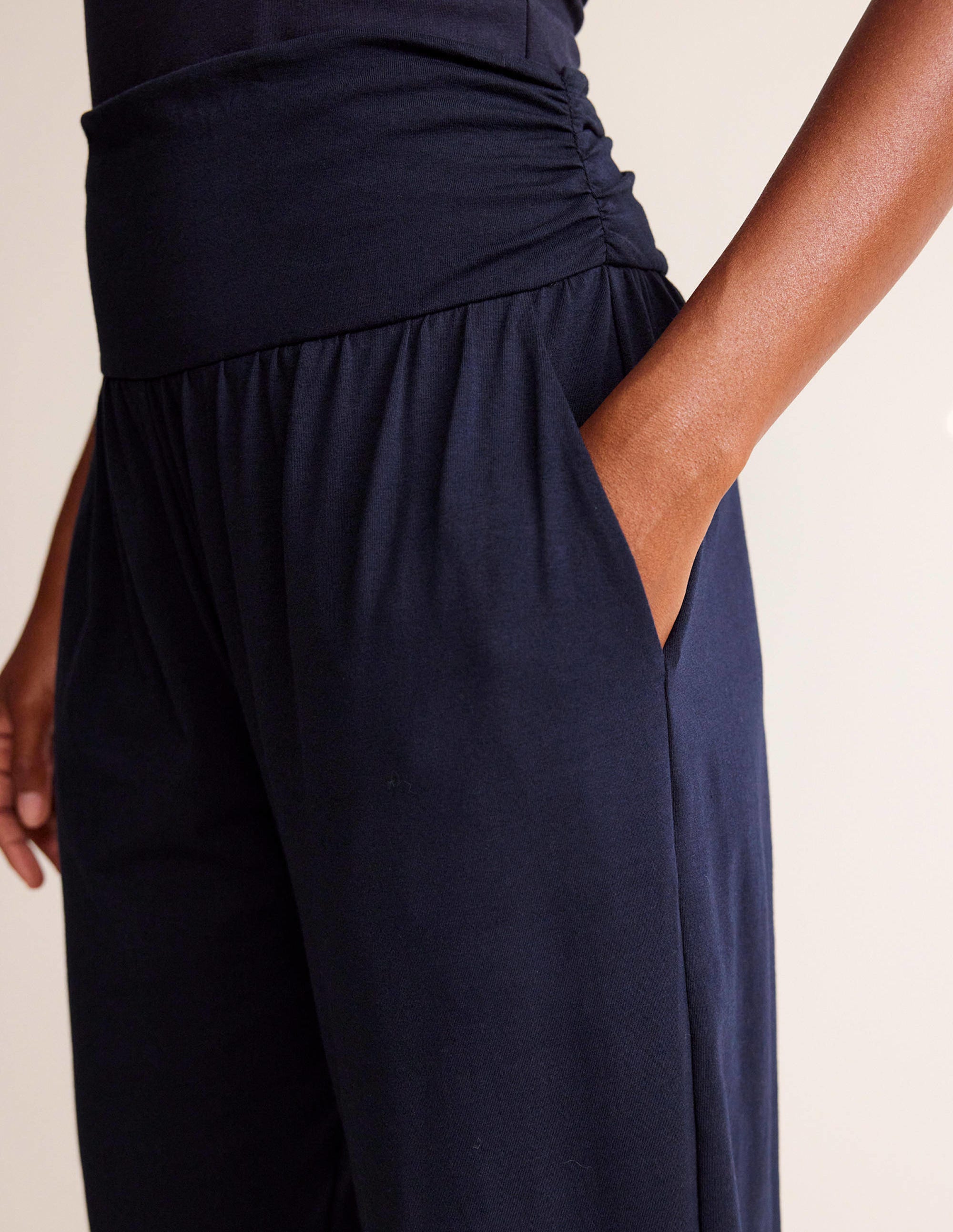 Hareem Jersey Joggers-Navy - Image 2