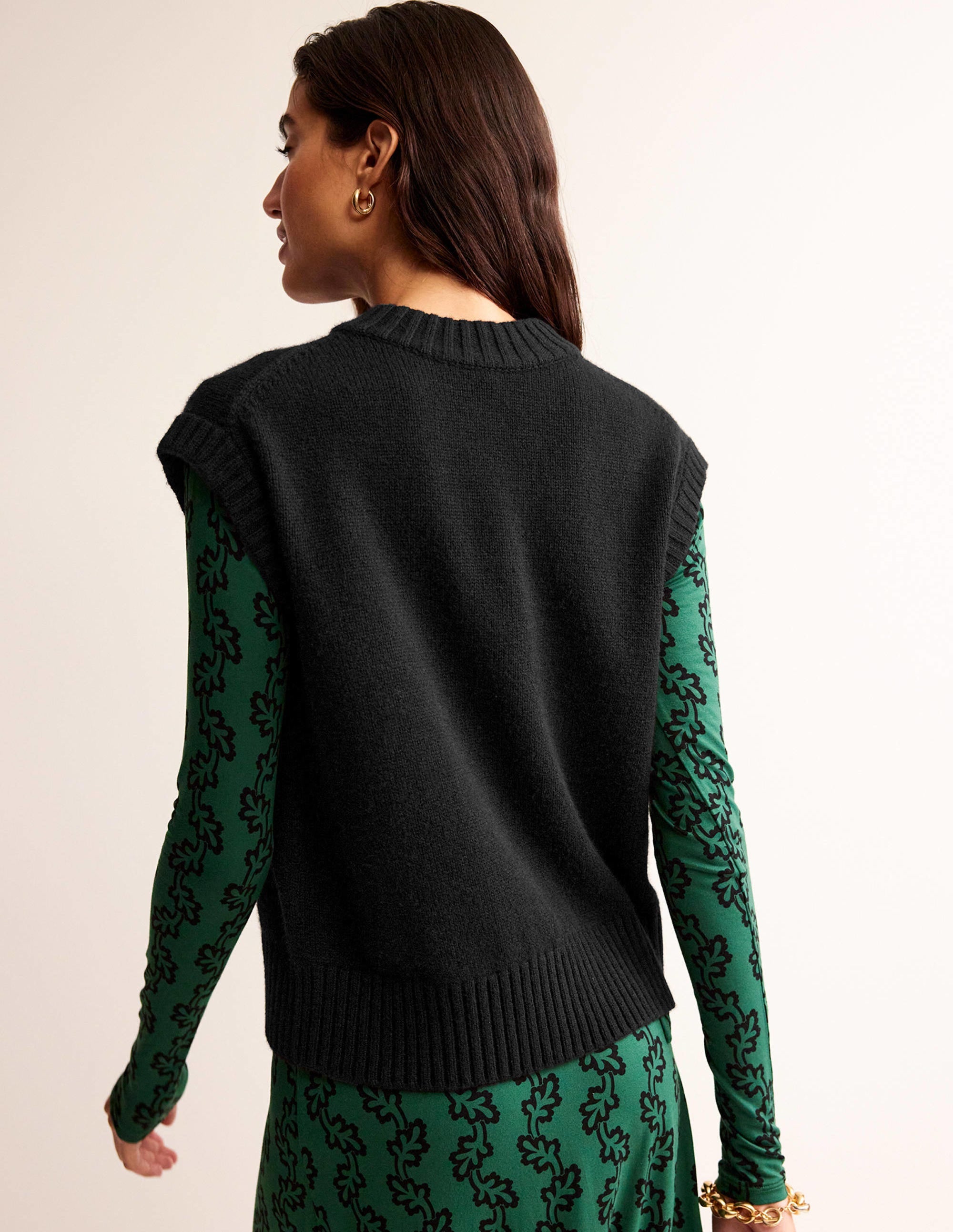 Chunky Cashmere Crew Neck Tank-Black - Image 3