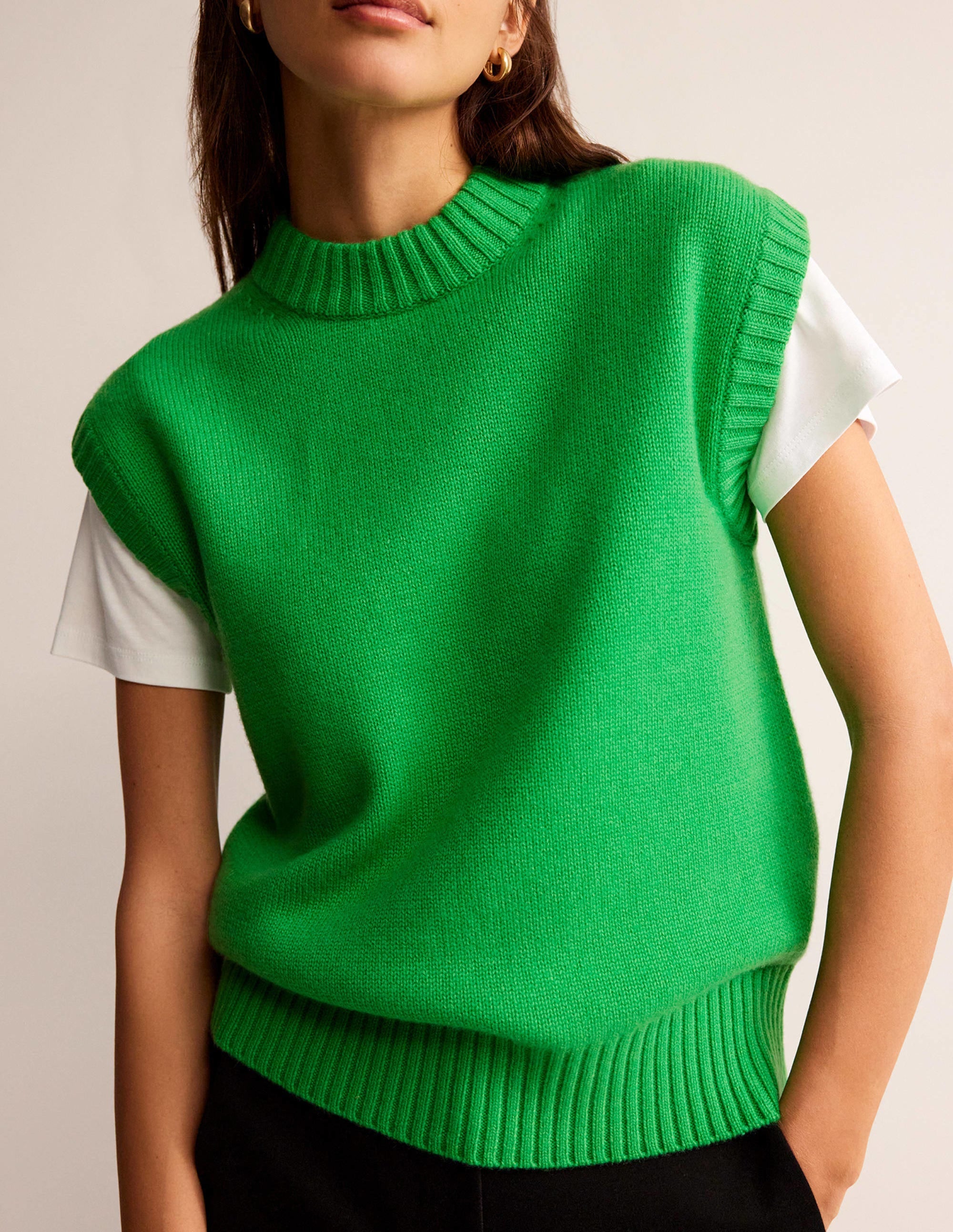 Chunky Cashmere Crew Neck Tank-Pigment Green - Image 2