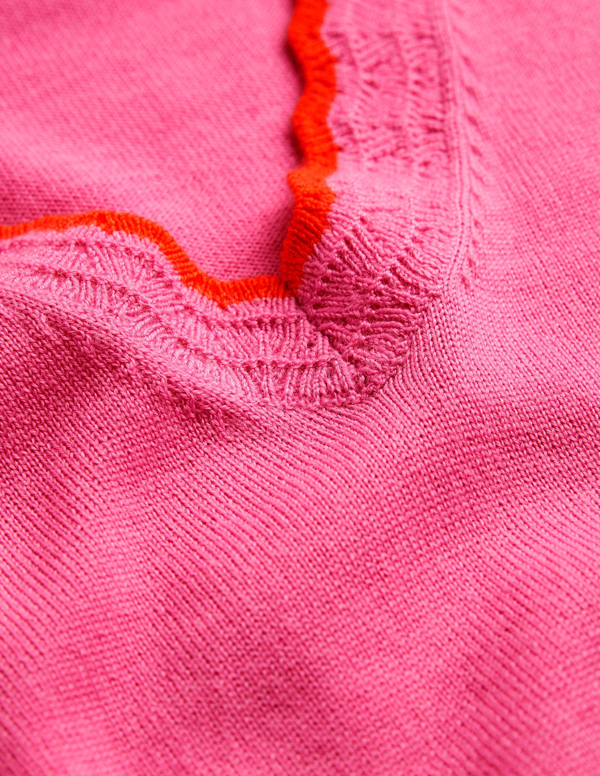 Merino Scallop V-Neck Jumper-Mid Pink-6