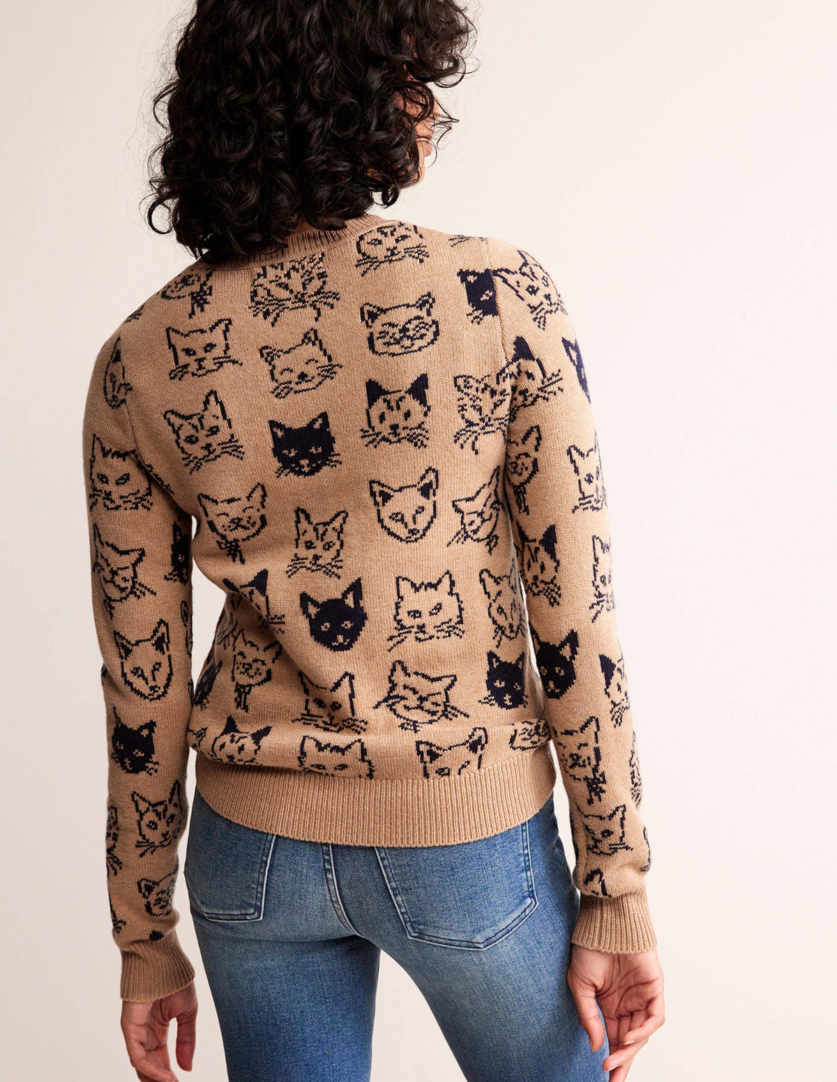 Heather Jacquard Jumper-Camel and Navy, Cats - Image 3