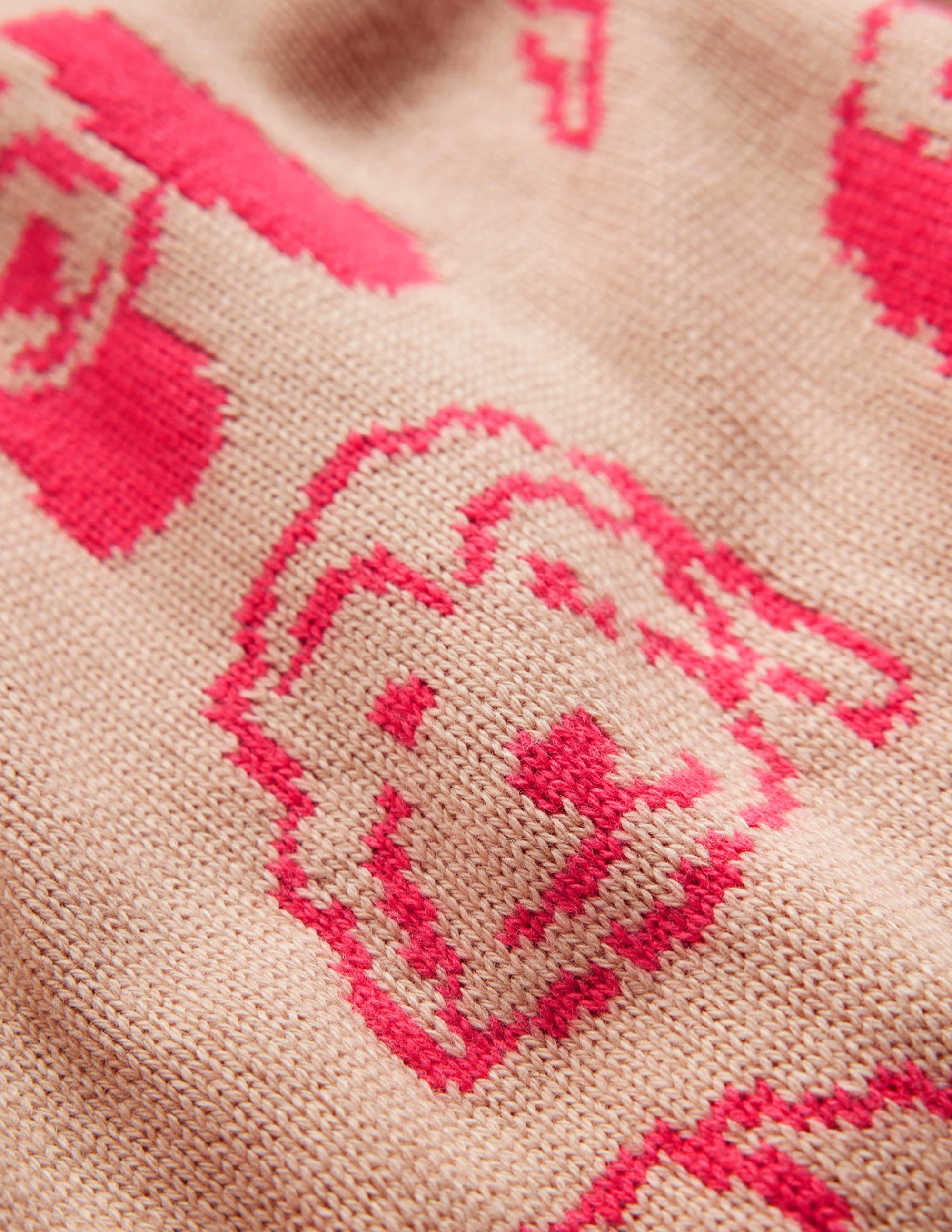 Heather Jacquard Jumper-Chinchilla, Raspberry Dogs - Image 6