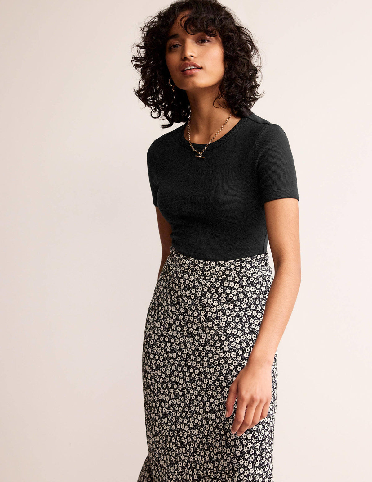 Cotton Ribbed T-Shirt-Black - Image 1