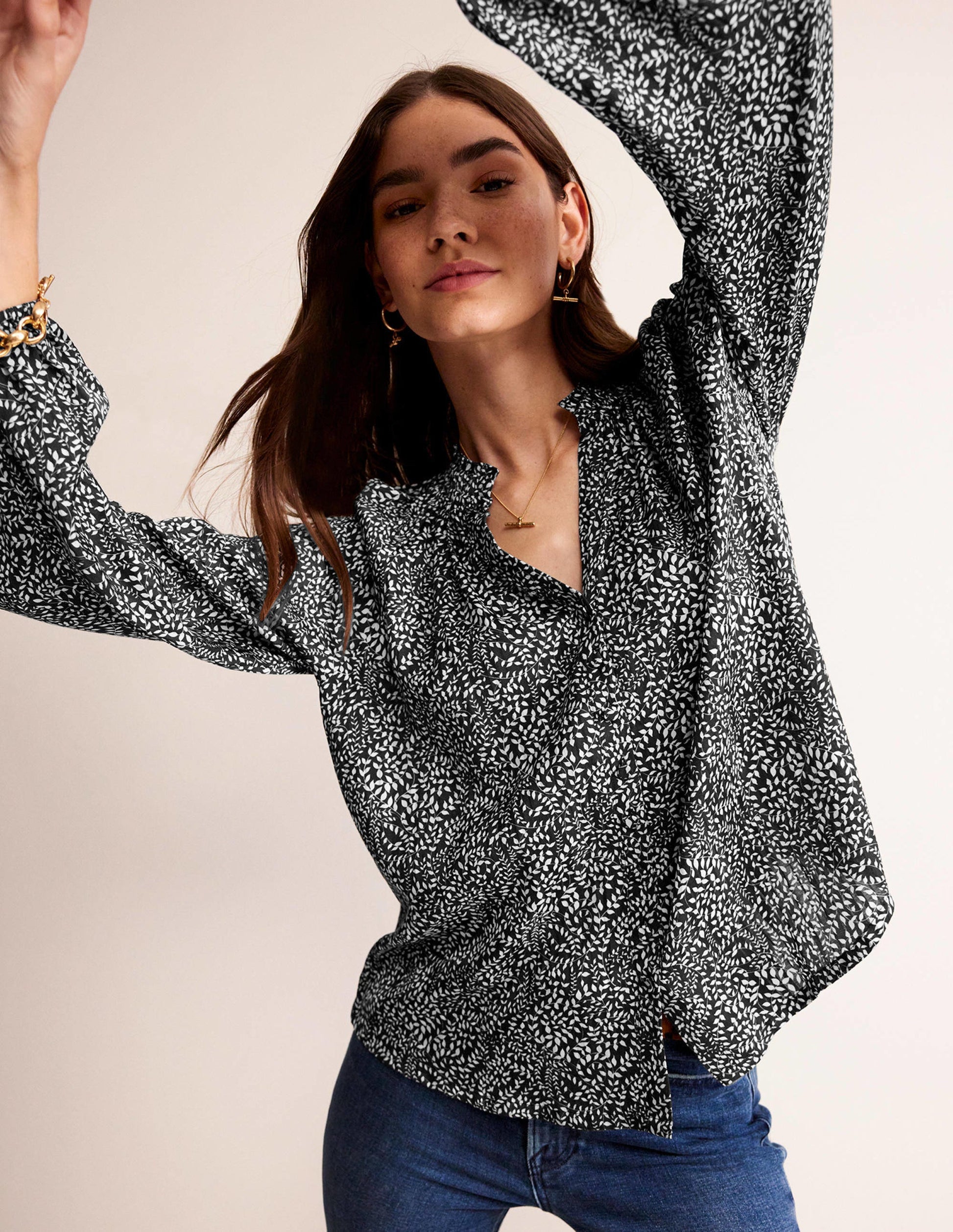 High-Neck Printed Top-Black, Pome Sprig-1