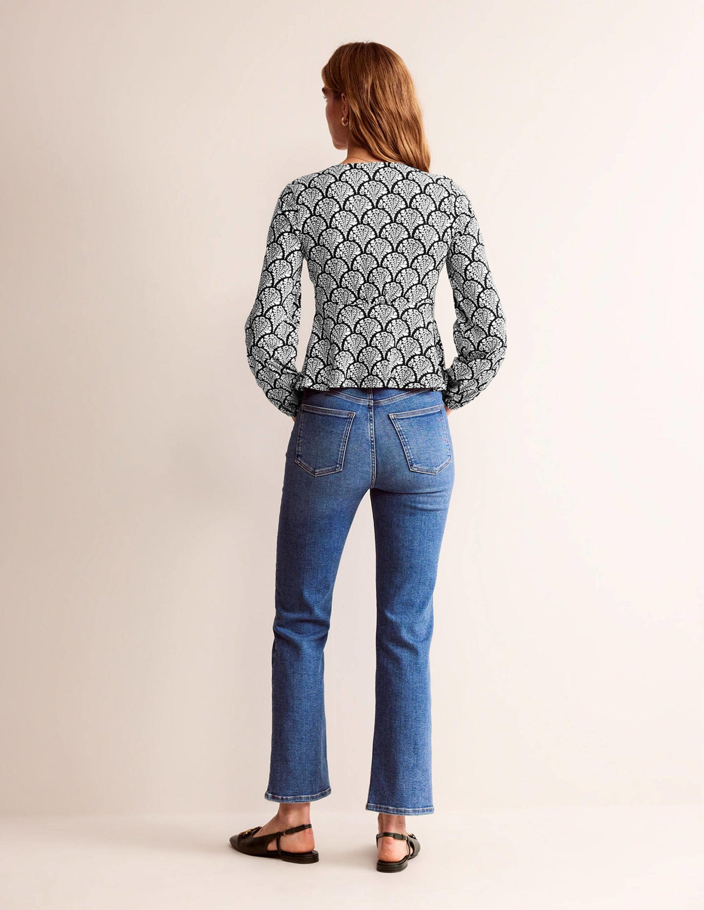 V-Neck Peplum Top-Black, Blossomy