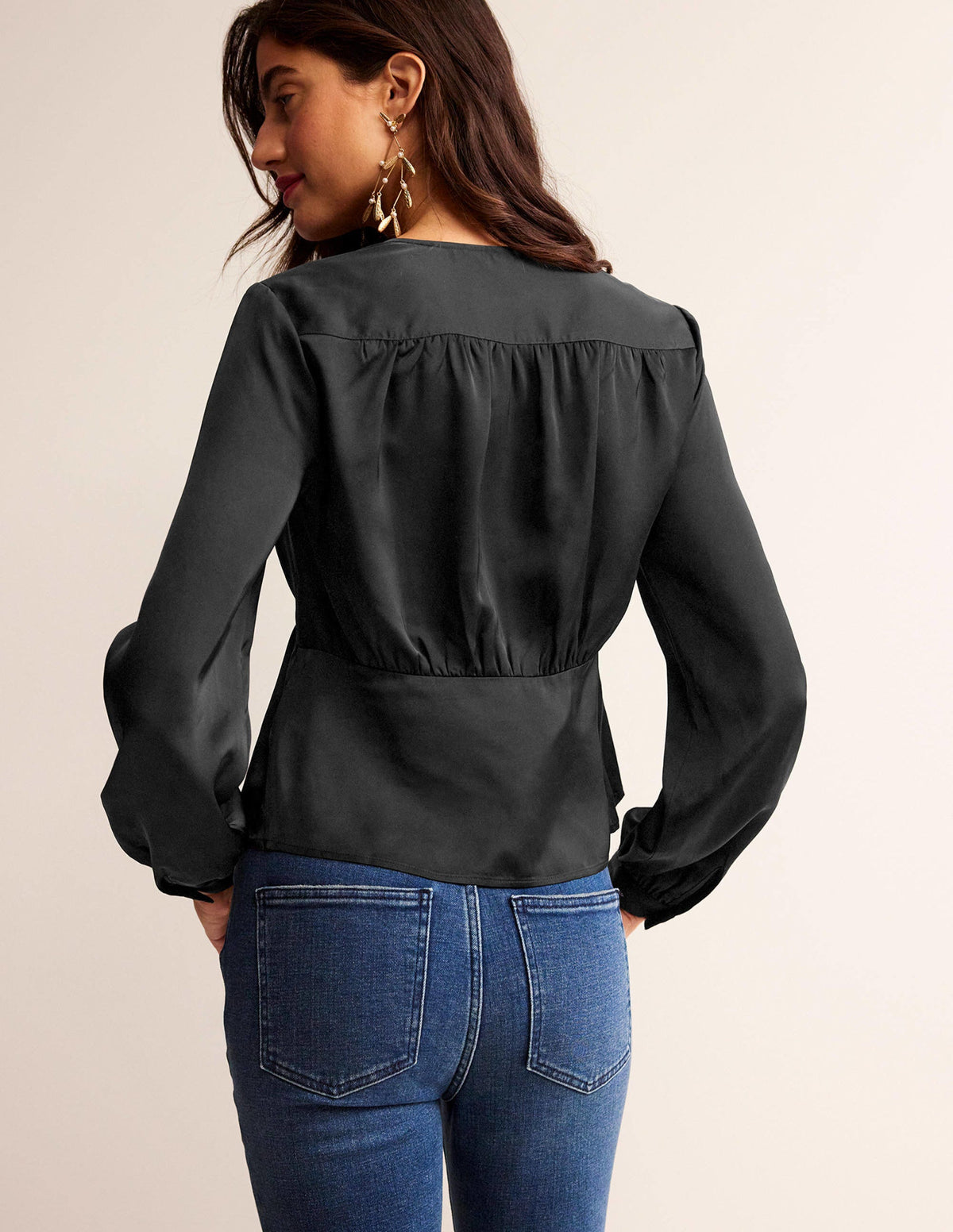 V-Neck Tea Blouse-Black-3