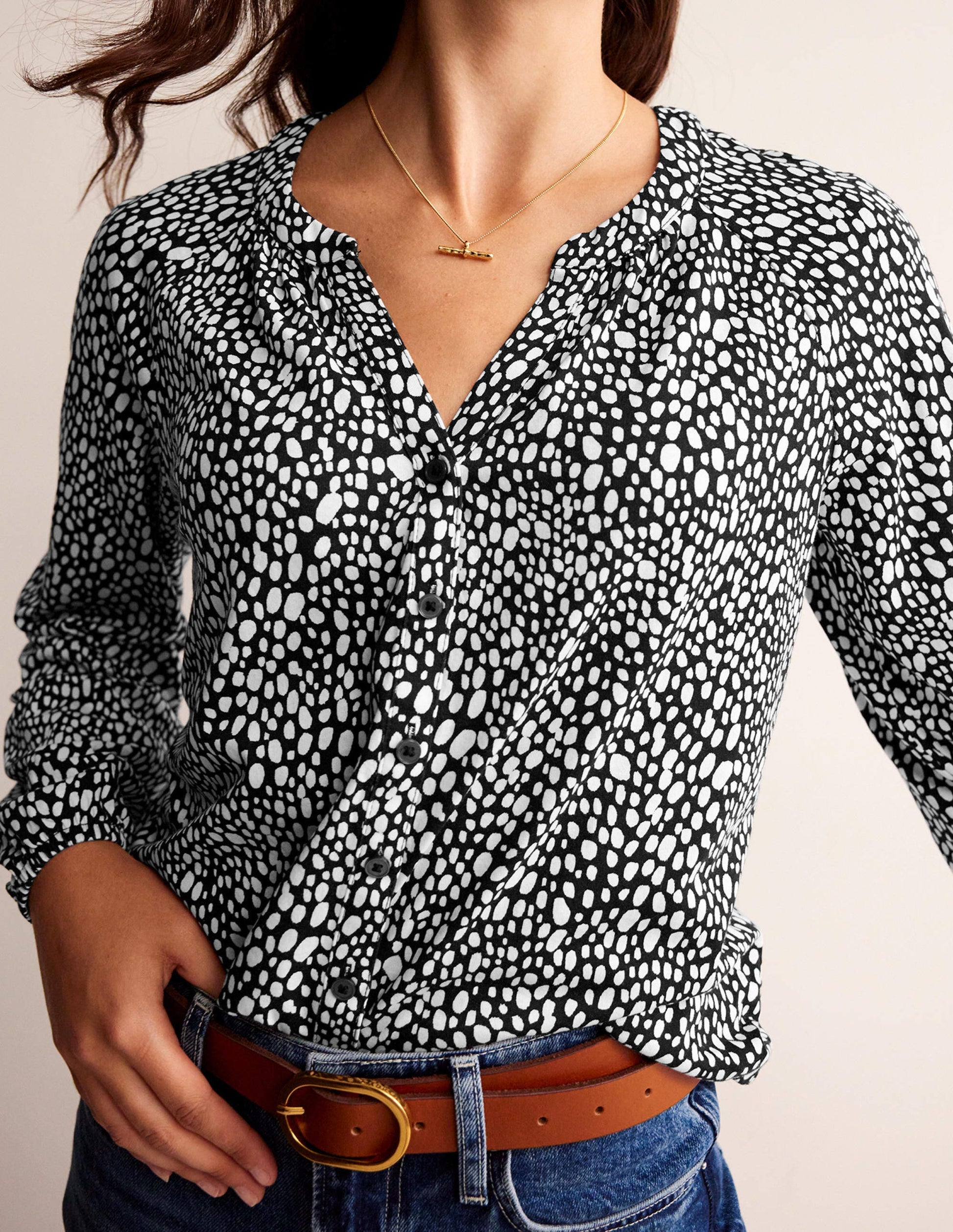 Printed Gather-Detail Shirt-Black, Animal Spot-2