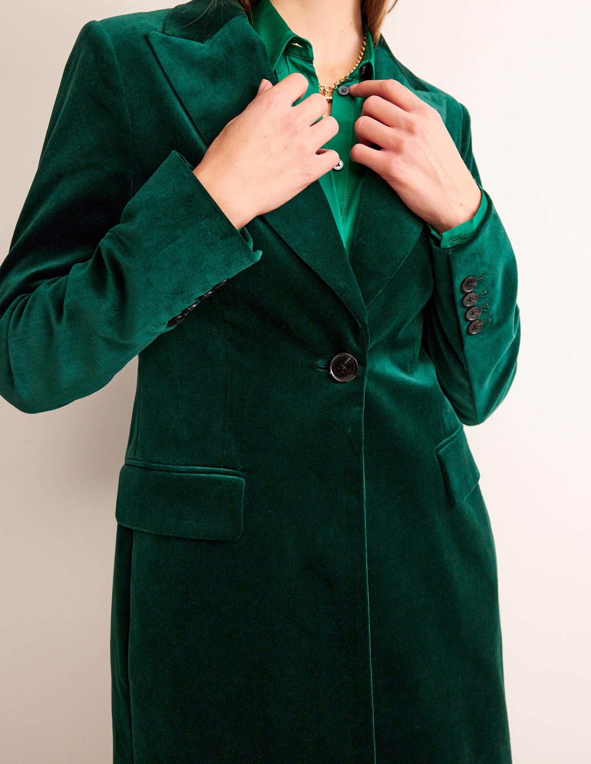 Canterbury Velvet Coat-Emerald Night-3