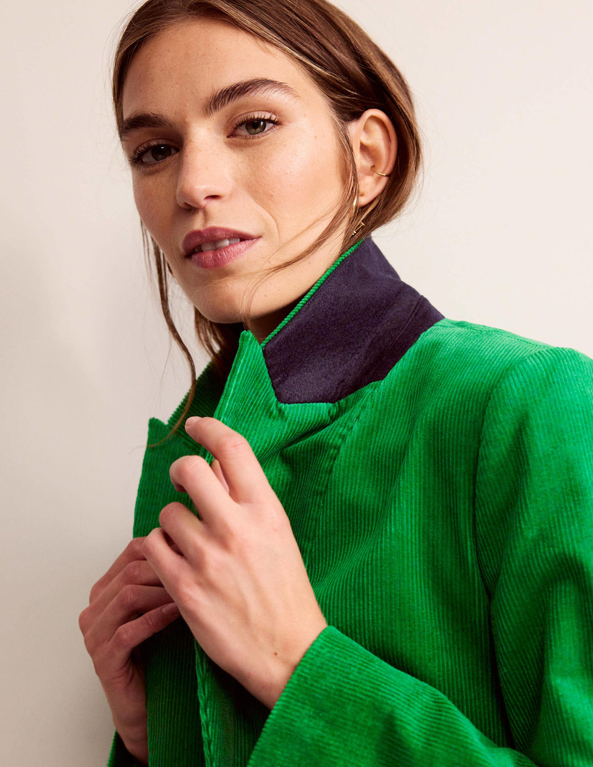 Marylebone Cord Blazer-Highland Green-4