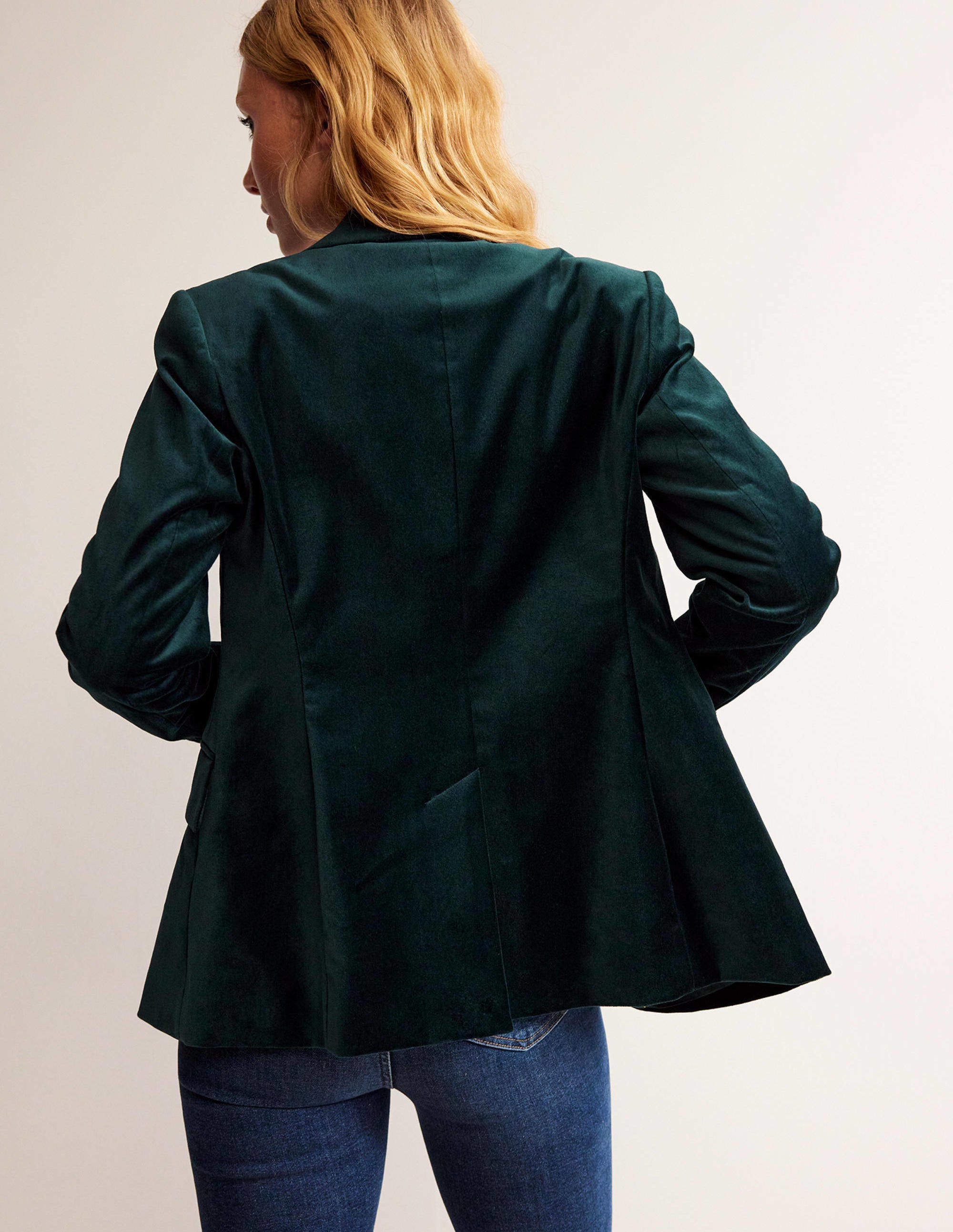 Marylebone Velvet Blazer-Trekking Green - Image 3