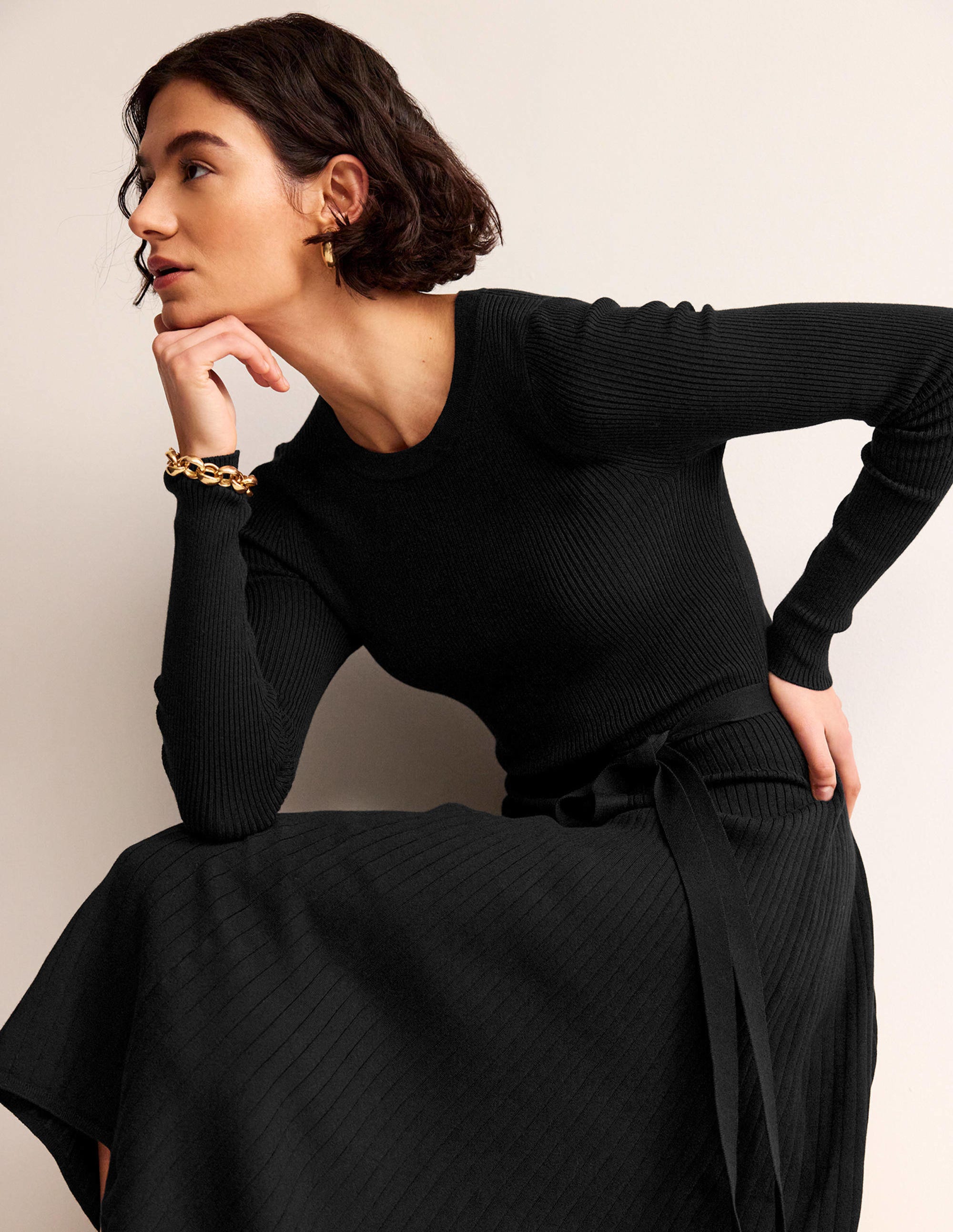 Lola Knitted Midi Dress-Black - Image 1
