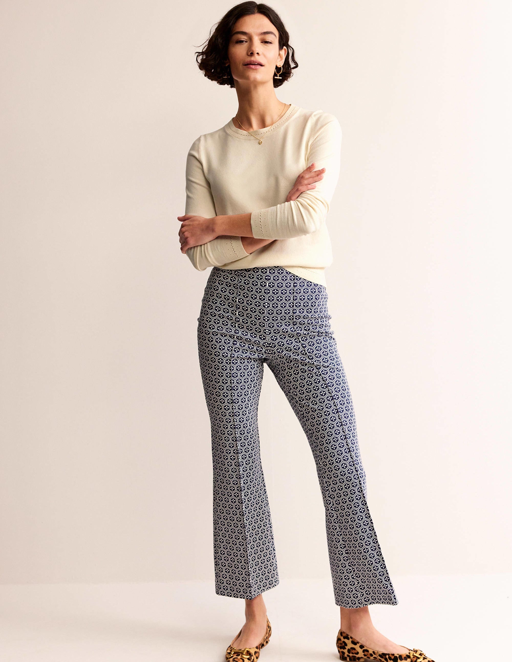 Catriona Cotton Crew Jumper-Warm Ivory - Image 4