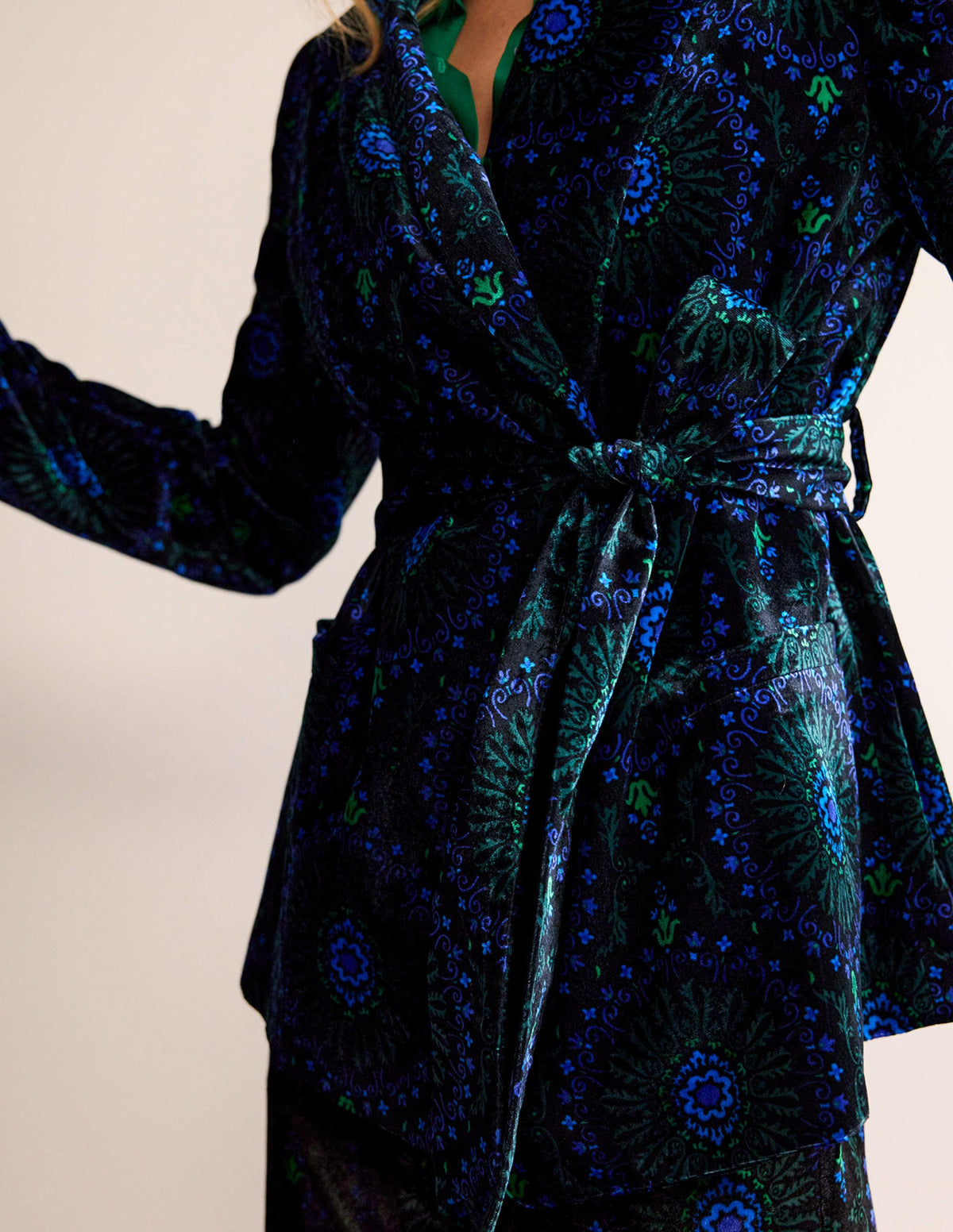 Tie-Waist Velvet Jacket-Black, Artizian Geo - Image 4