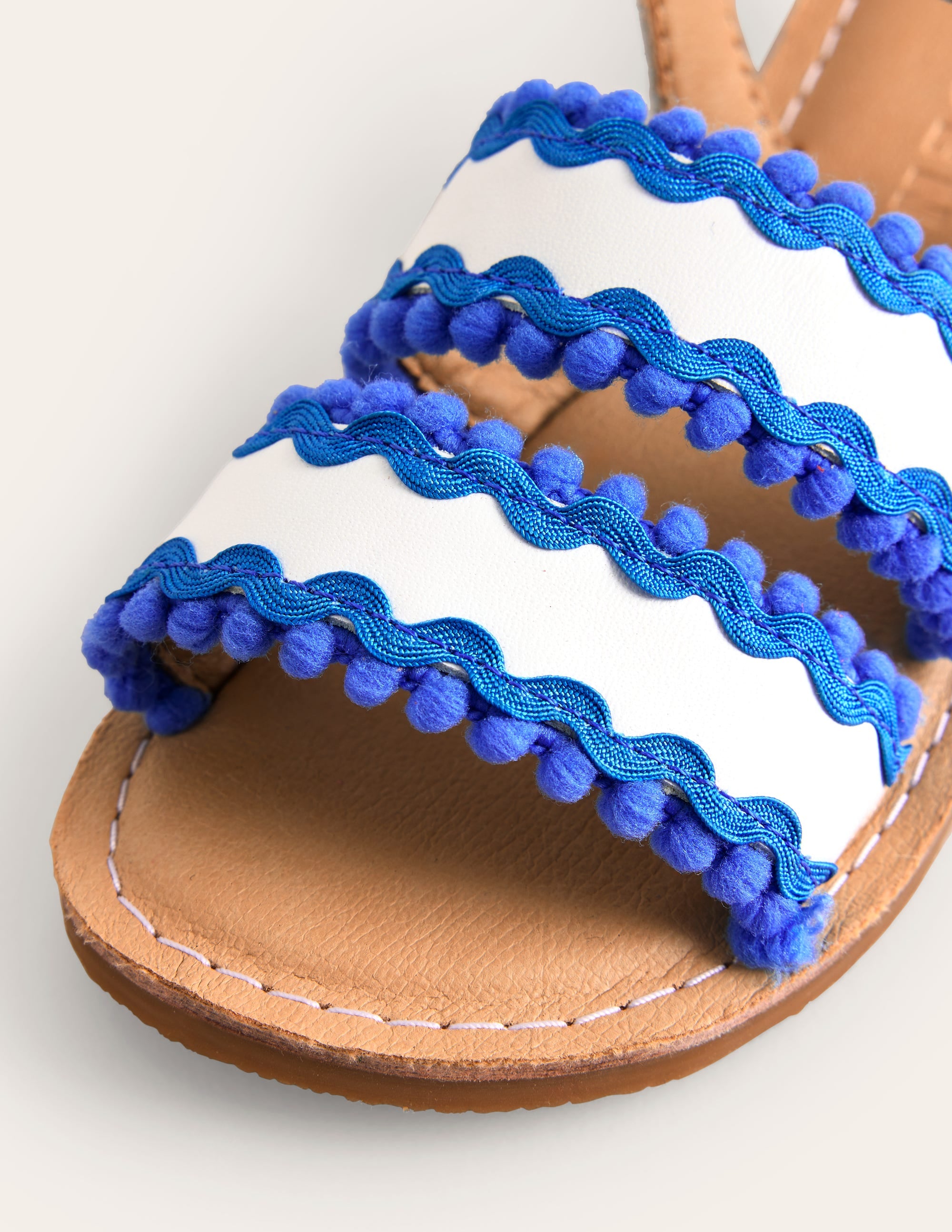 Pom Pom Trim Sandals-White - Image 3