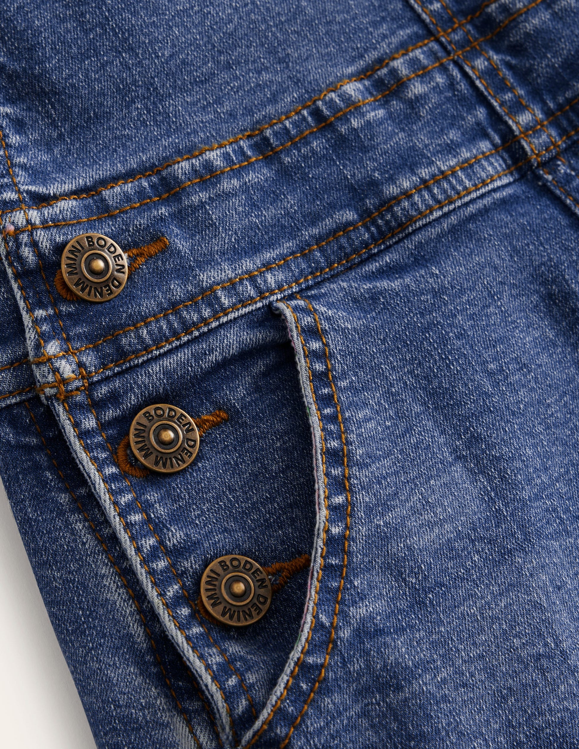 Heart Pocket Short Dungarees-Mid Vintage Denim-3