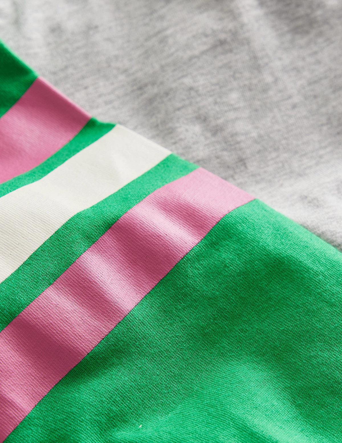 Colourblock Raglan T-shirt-Grey Marl/Sapling Green - Image 3