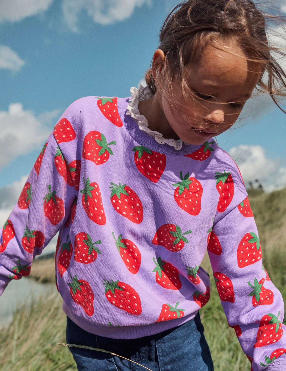 Printed Relaxed Sweatshirt-Parma Violet Strawberries - Image 4