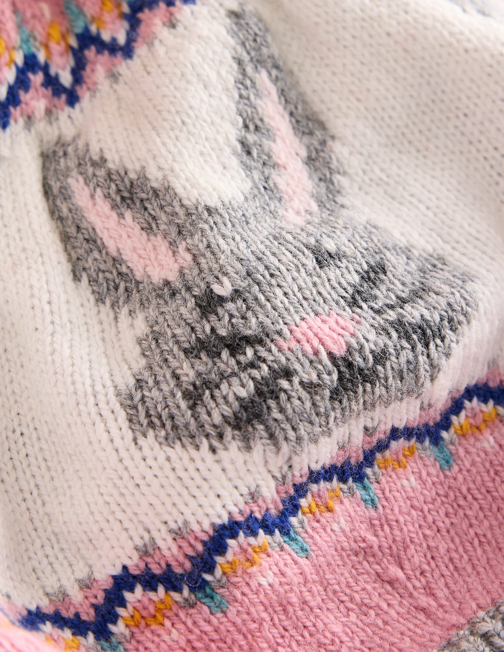 Fair Isle Knitted Beret-Vintage Pink Bunnies - Image 2