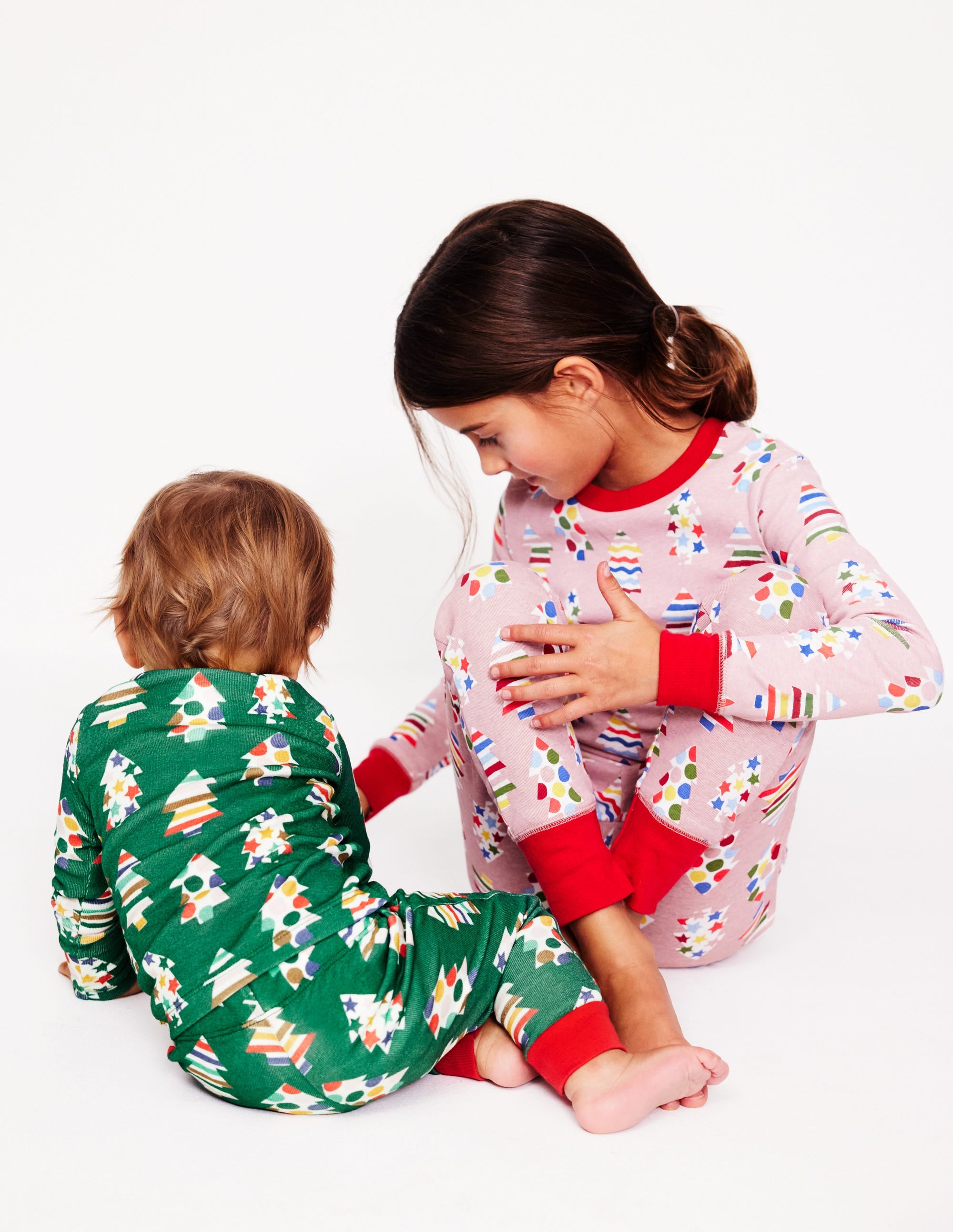 Snug Glow-In-The-Dark Pyjamas-Vintage Pink Christmas Trees - Image 5