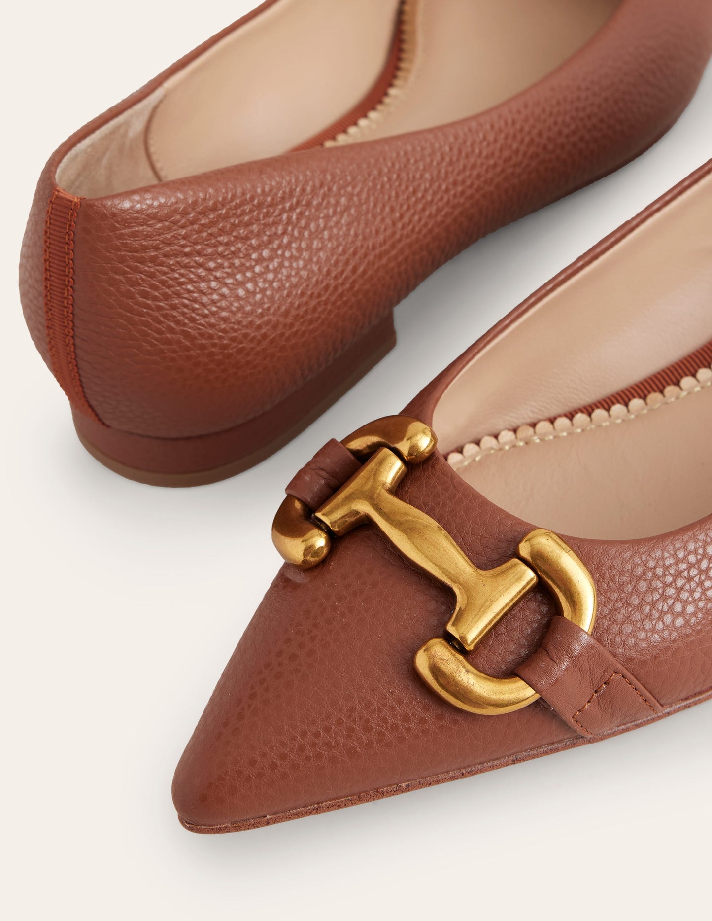 Iris Snaffle Ballet Flat-Tan