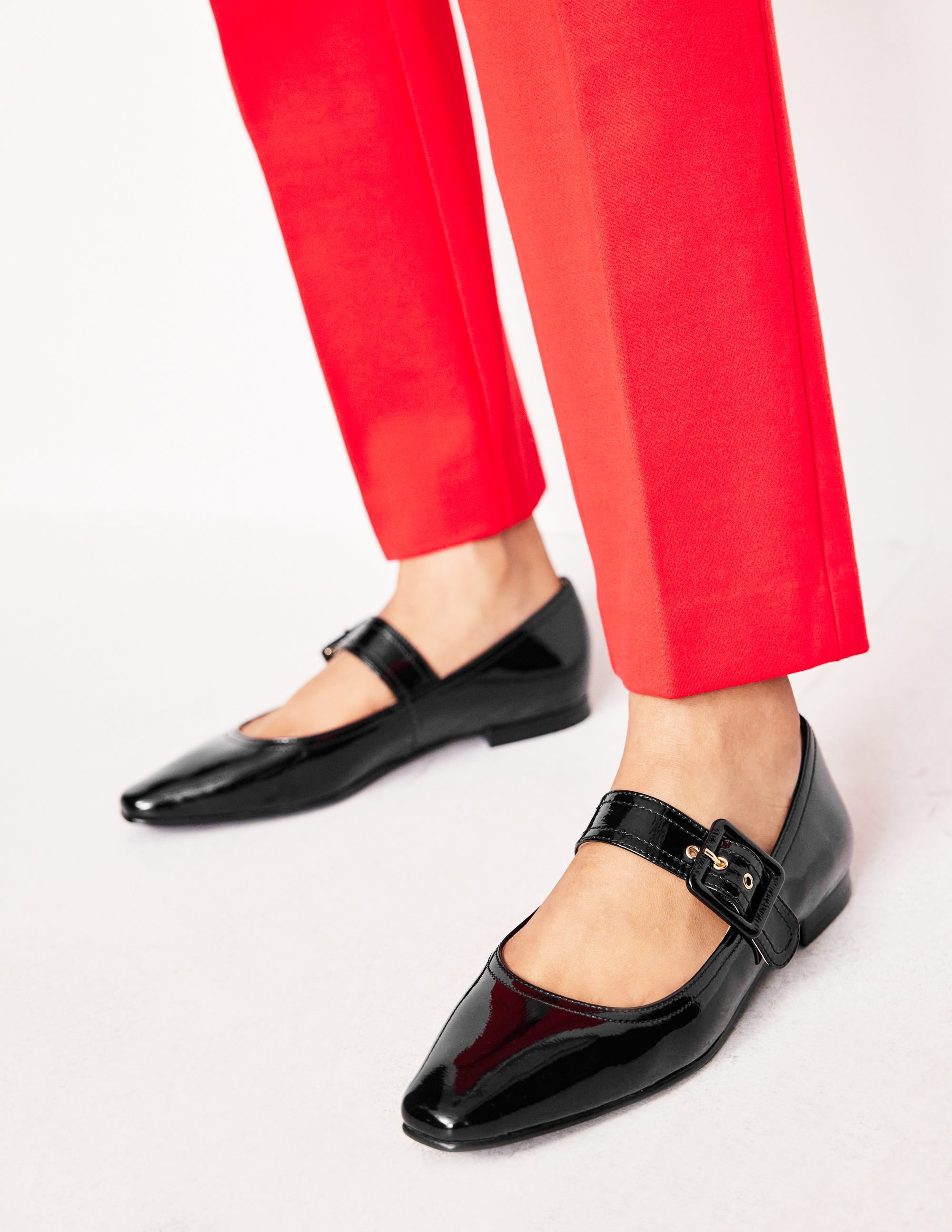 Vic Chisel Toe Mary Janes-Black Patent - Image 1