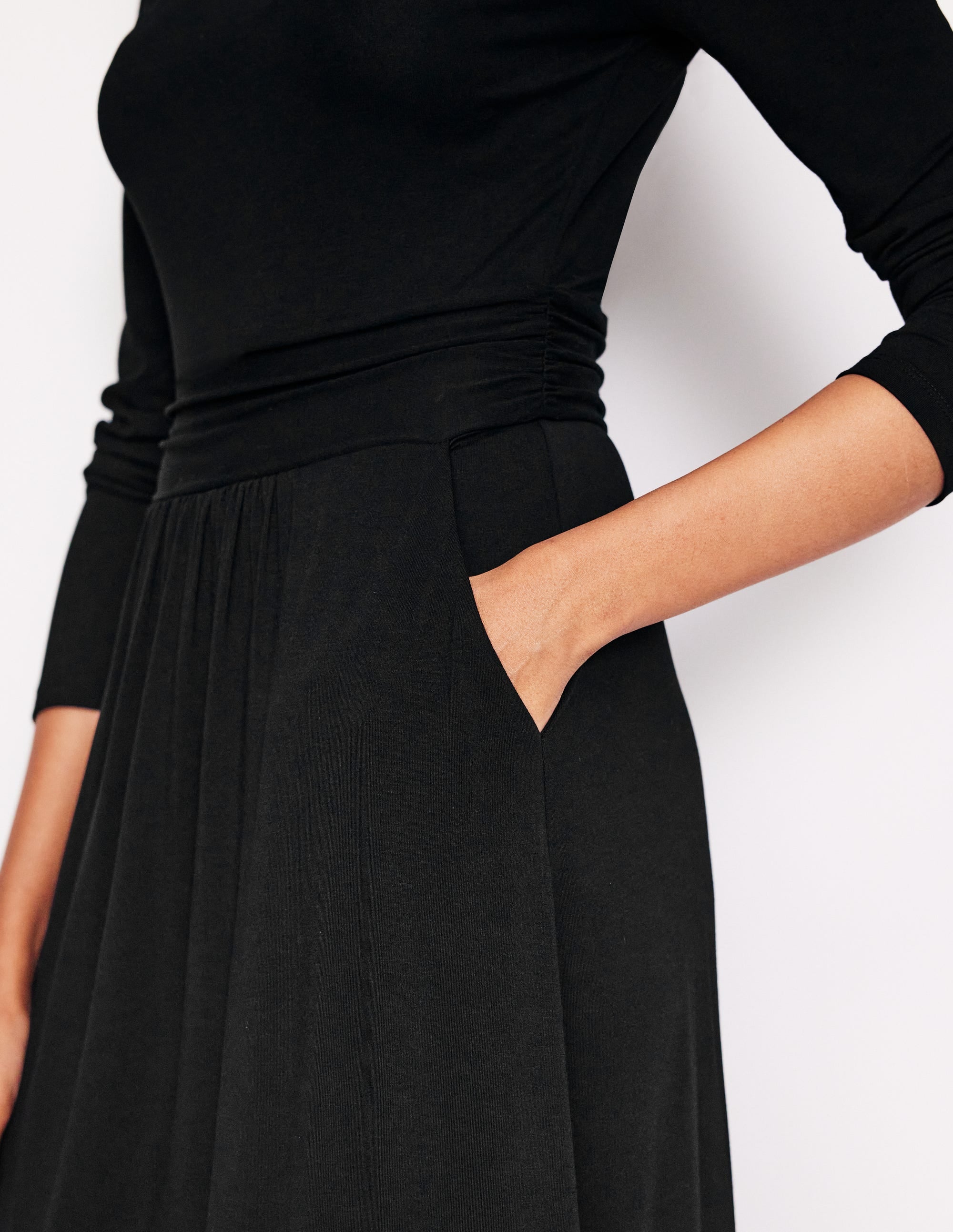 Amelie Long Sleeve Midi Dress-Black - Image 2