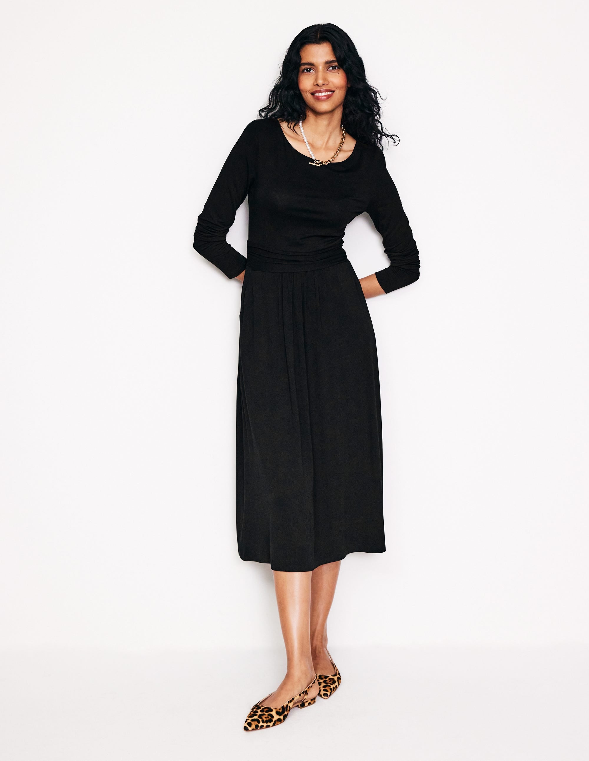Amelie Long Sleeve Midi Dress-Black - Image 4