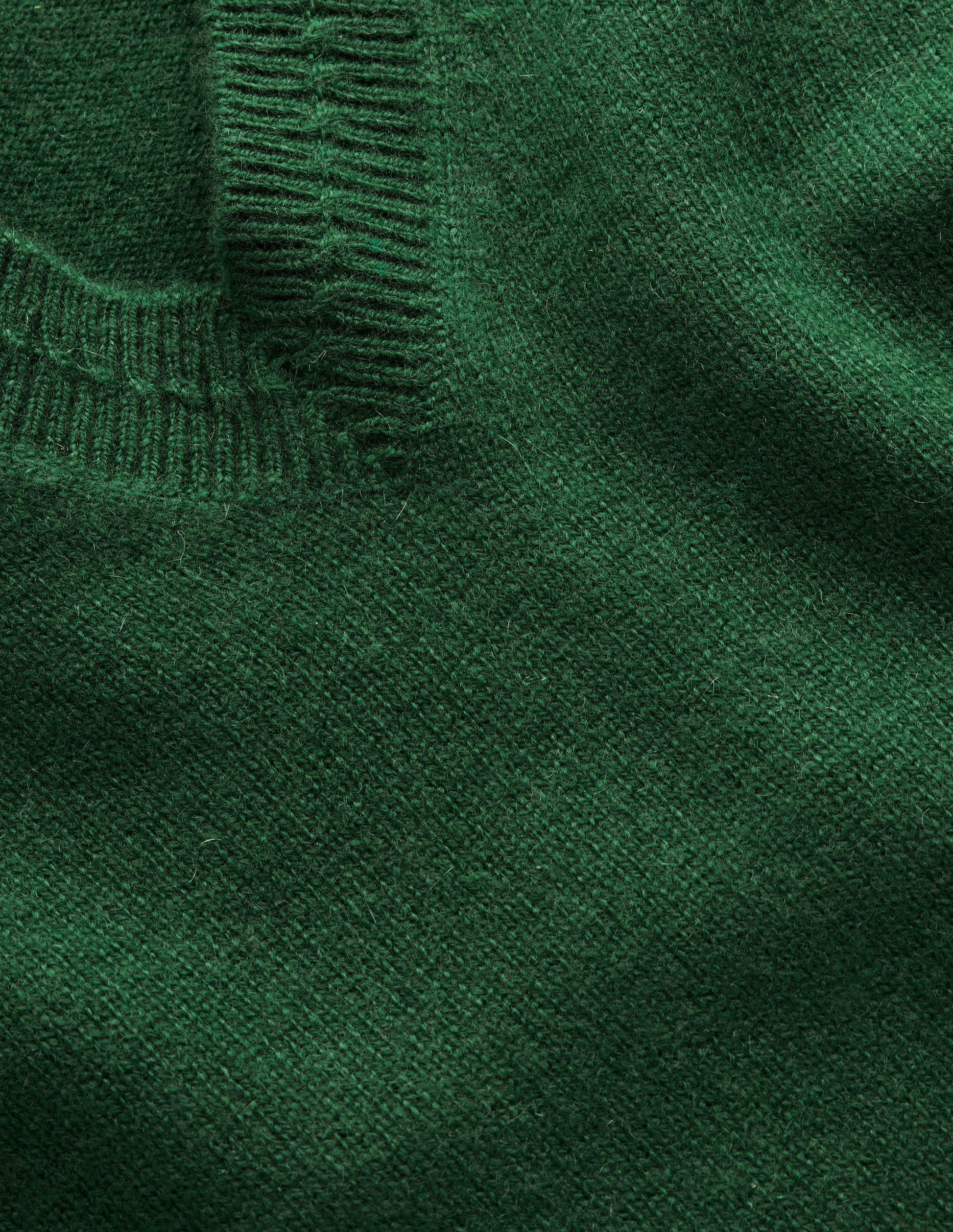 Eva Cashmere V-neck Jumper-Pine Green-6