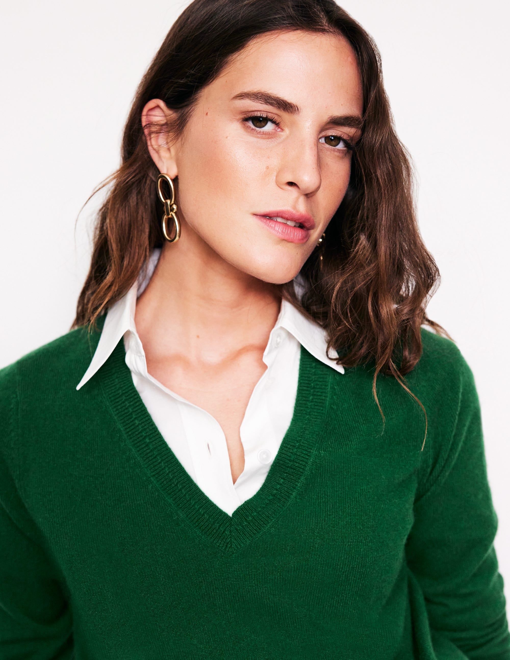 Eva Cashmere V-neck Jumper-Pine Green - Image 2