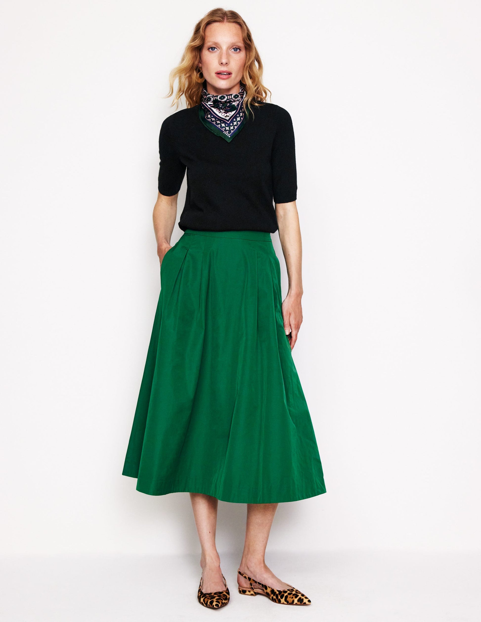 Eva Cashmere T-Shirt-Black-4