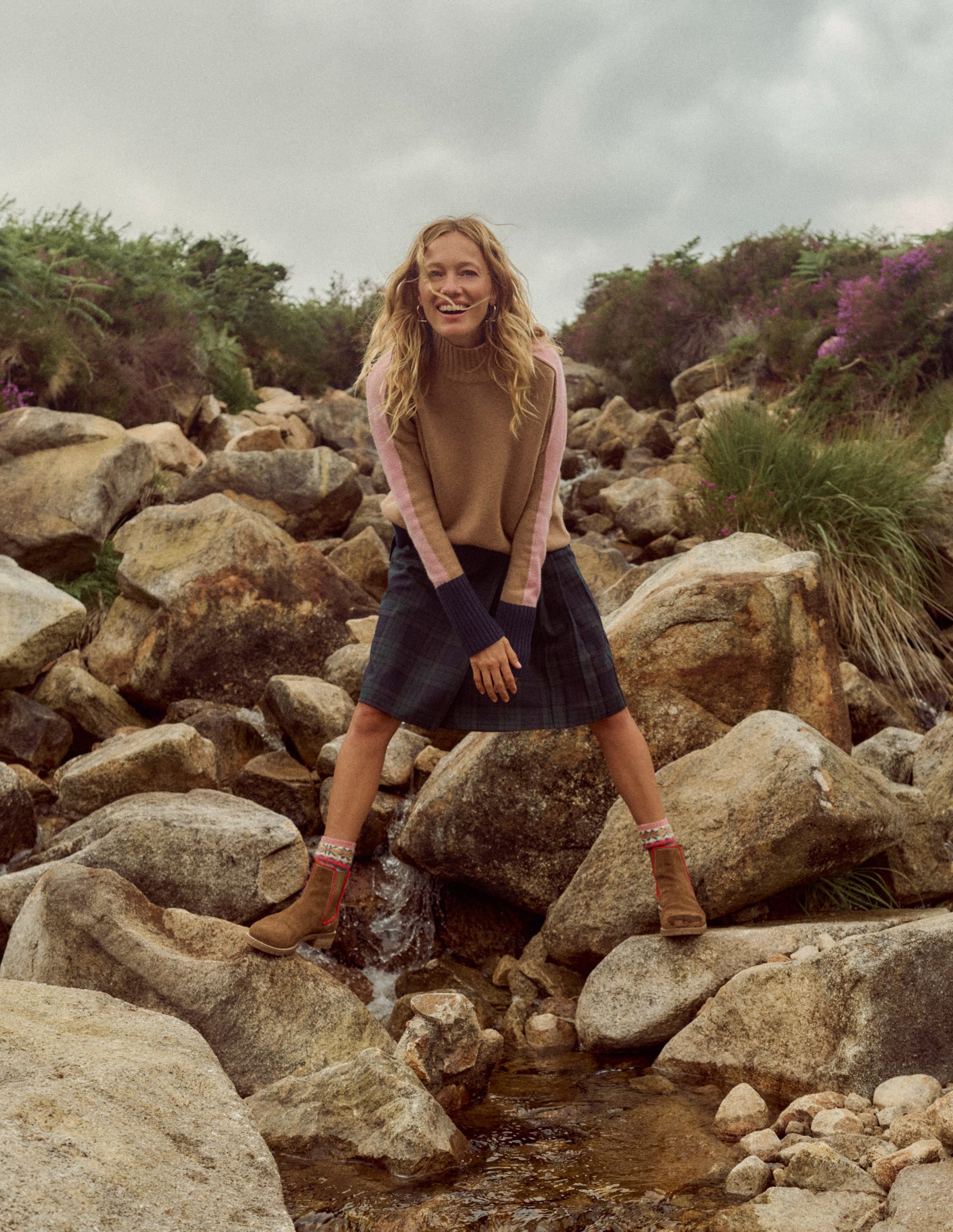 Jessica Oversized Jumper-Camel Melange, Colour Block - Image 5