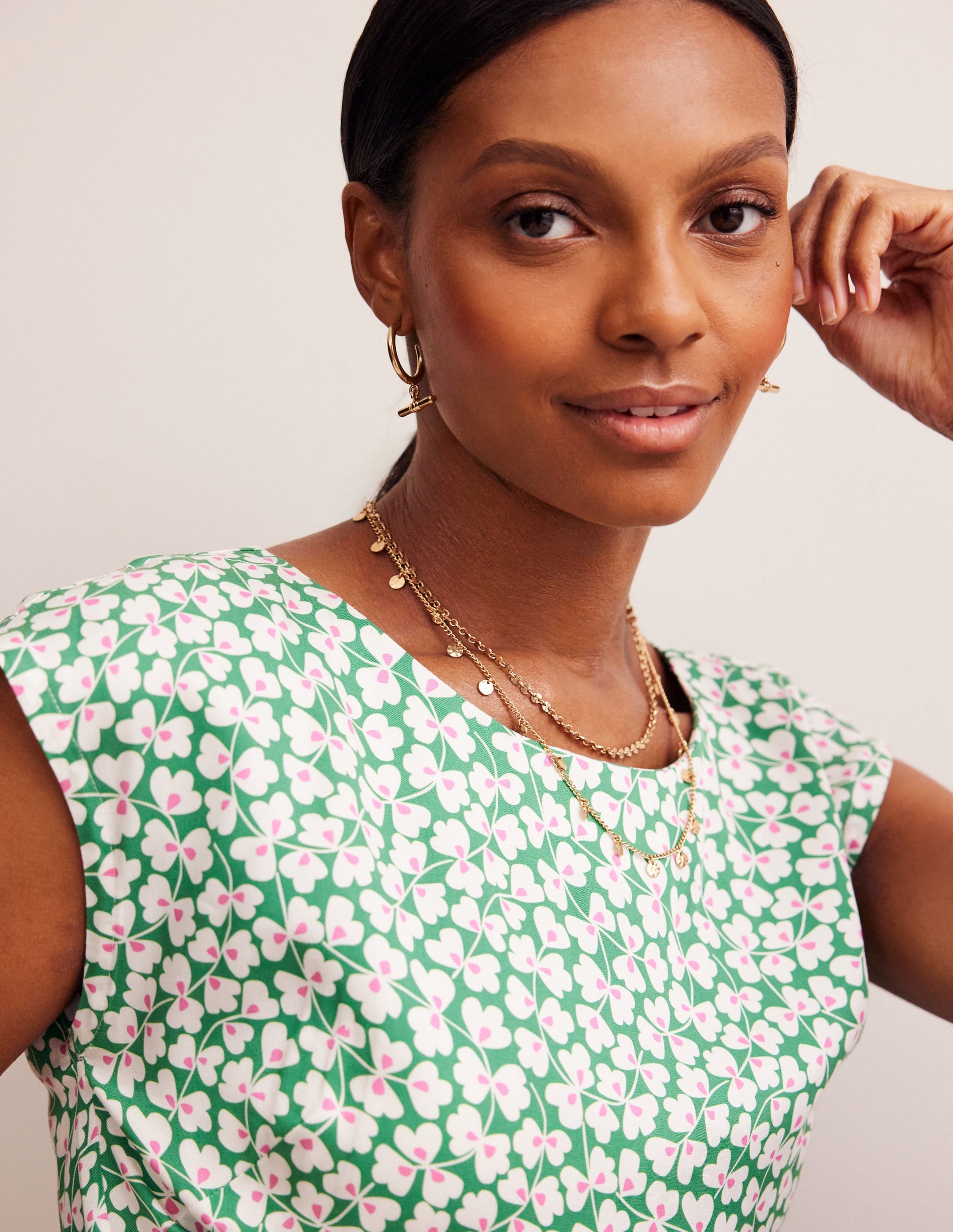Modern Shell Top-Rich Emerald, Clover Whirl-2