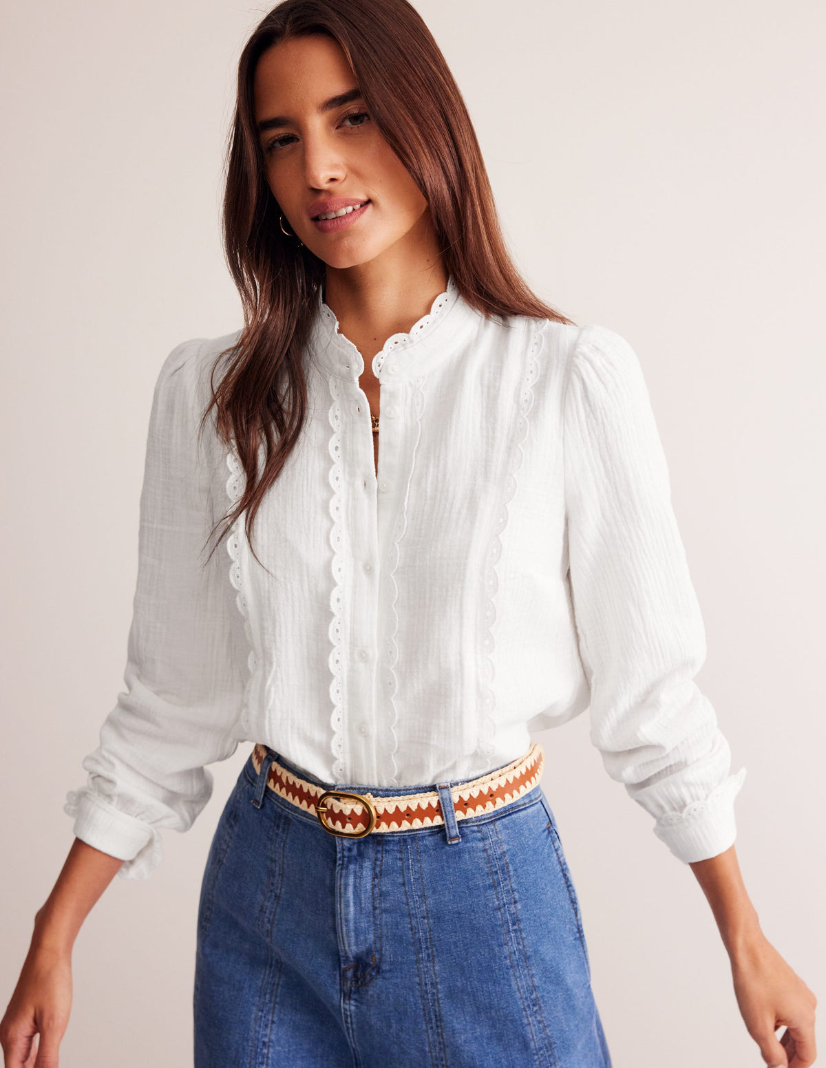 Double Cloth Scallop Blouse-White - Image 1