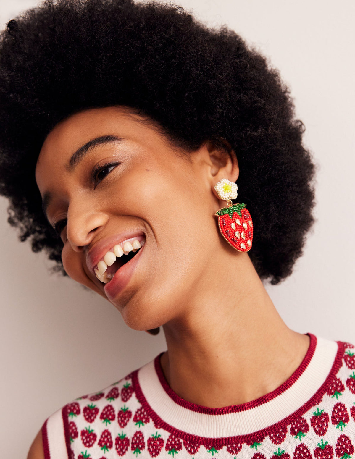 Beady Motif Earrings-Strawberry-1