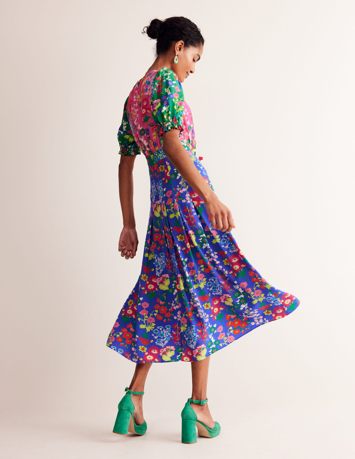 Liv Pleat Detail Midi Dress-Multi, Wildflower Cluster - Image 3