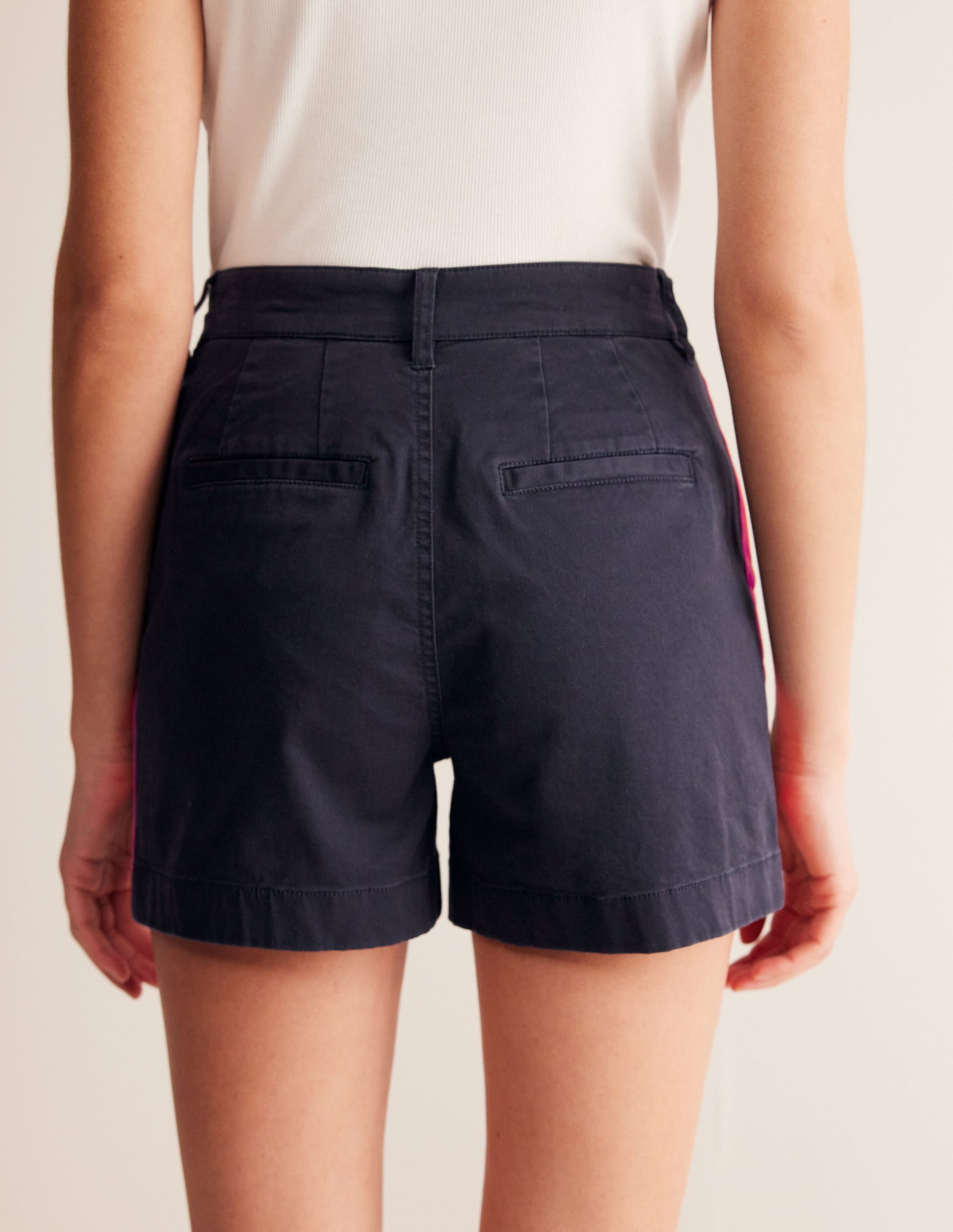 Barnsbury Chino Short-Navy, Red Side Stripe-4