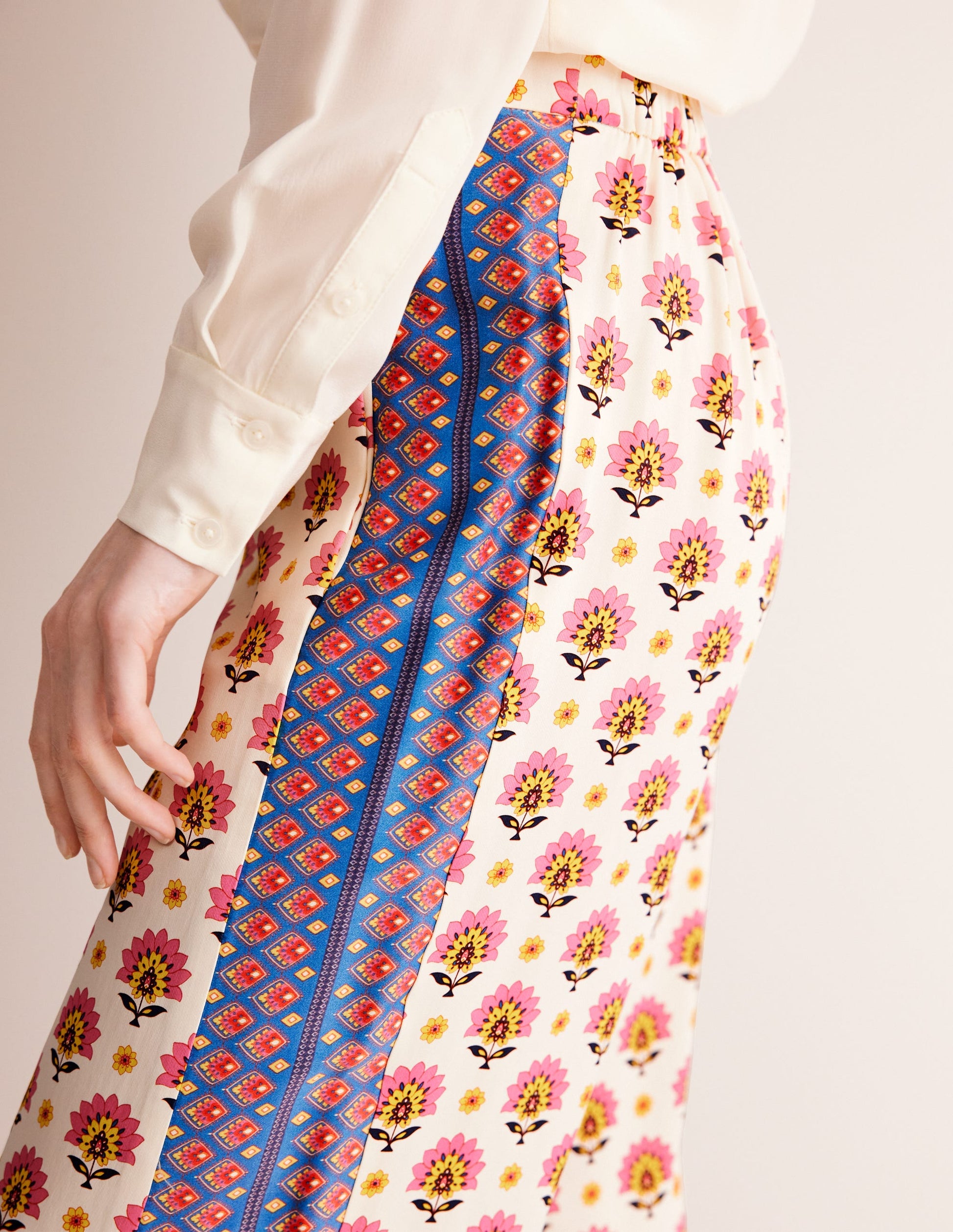 Straight Crop Satin Trousers-Passion Geo-2