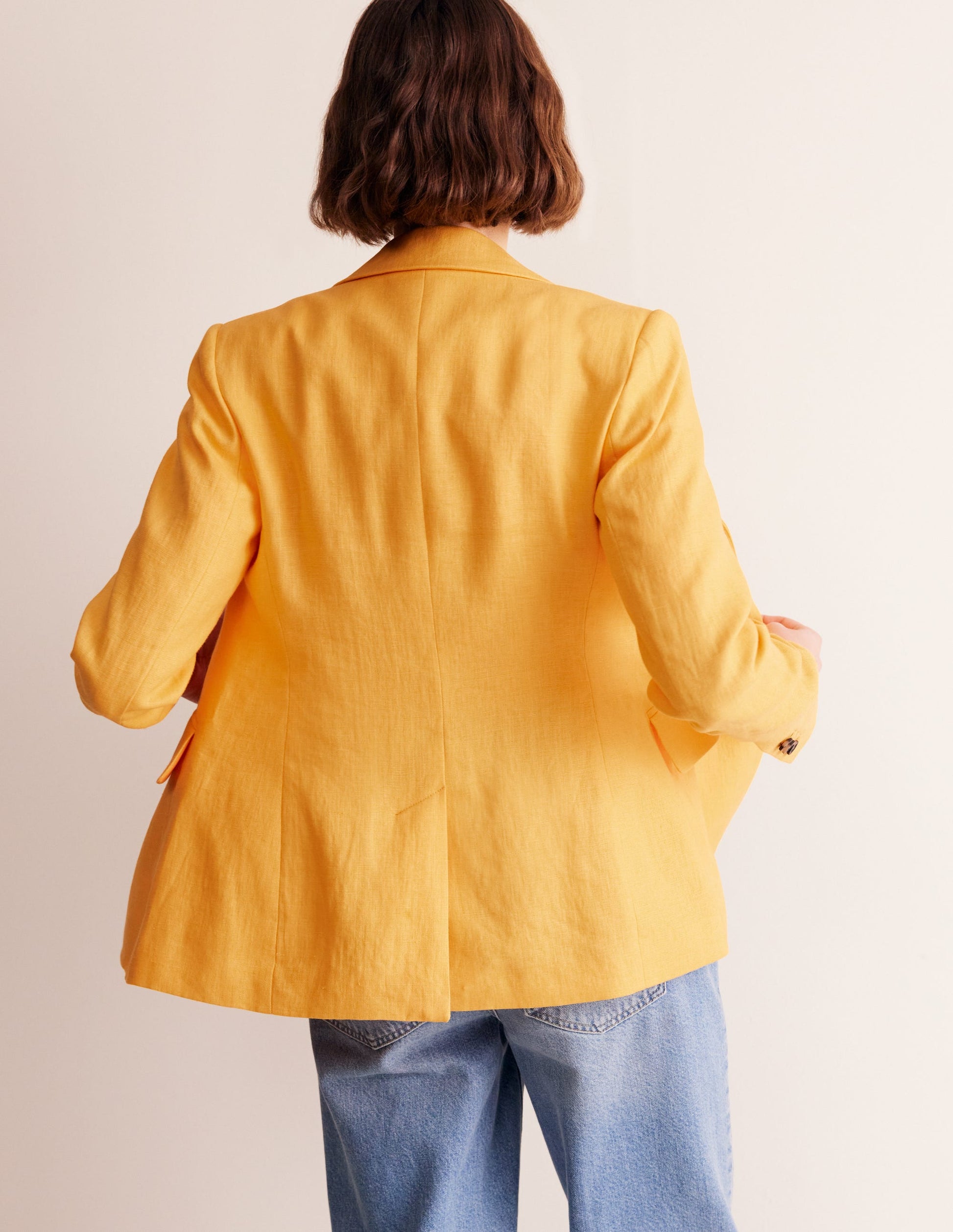 Marylebone Linen Blazer-Artisan Gold-3