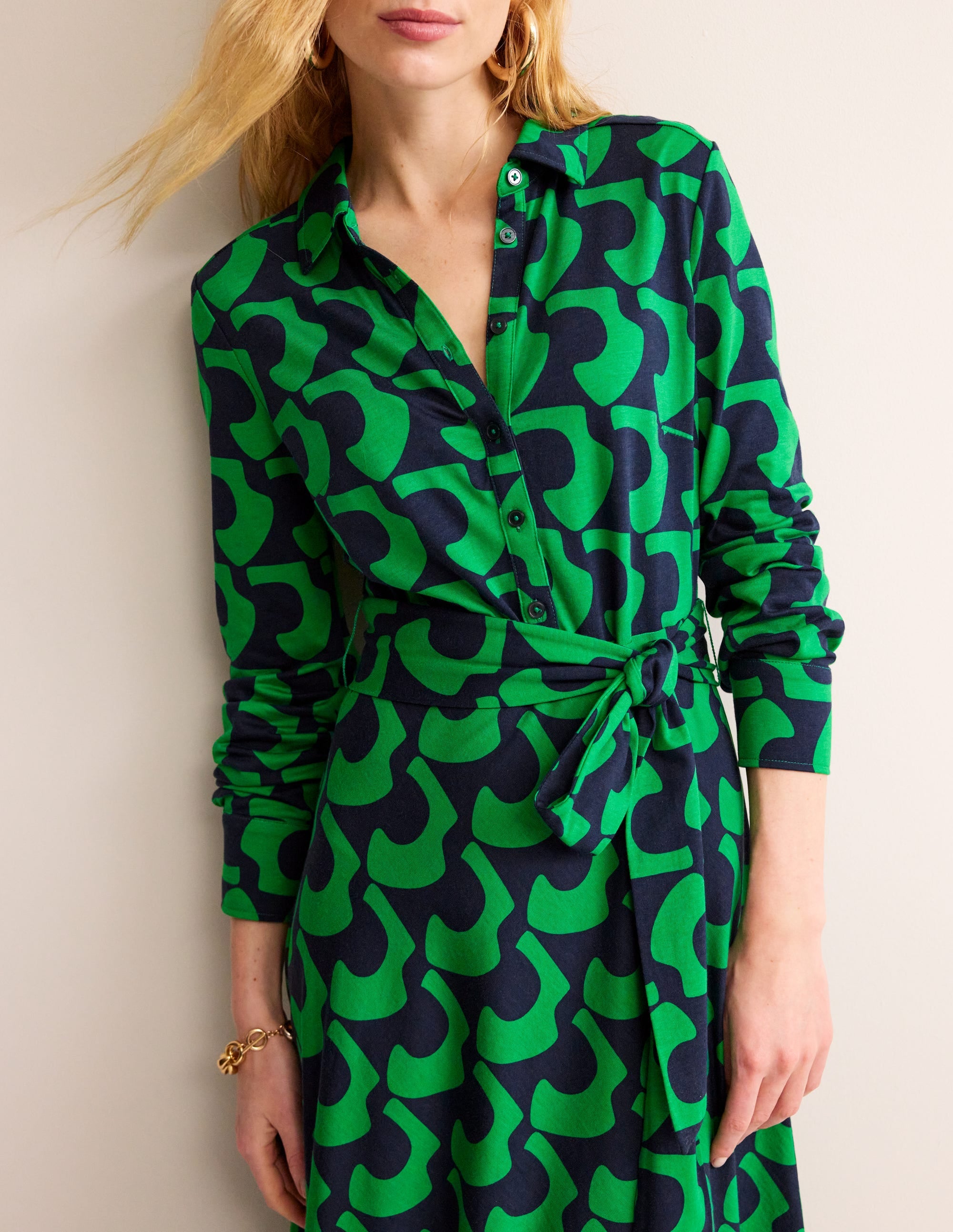 Laura Jersey Midi Shress-Green Tambourine, Arc Geo - Image 2