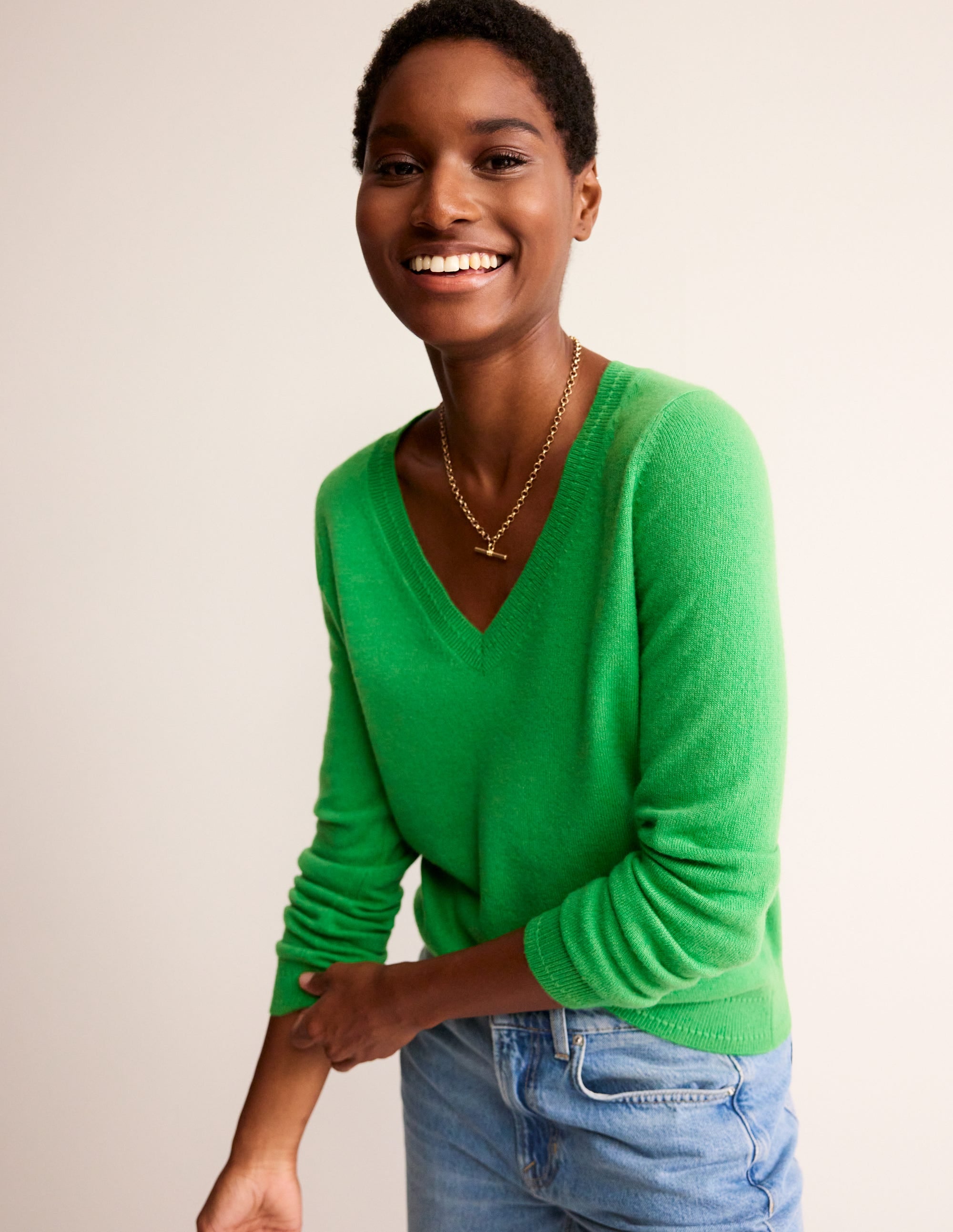 Eva Cashmere V-neck Jumper-Bright Green - Image 1