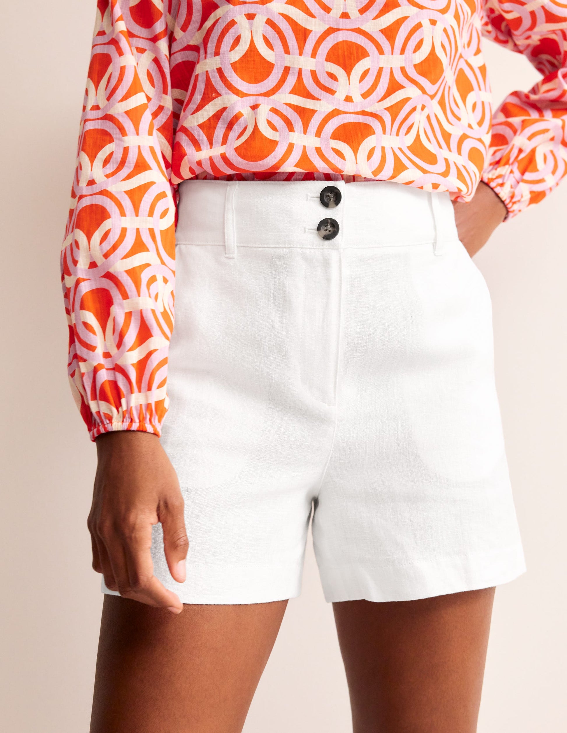 Westbourne Linen Shorts-White-4